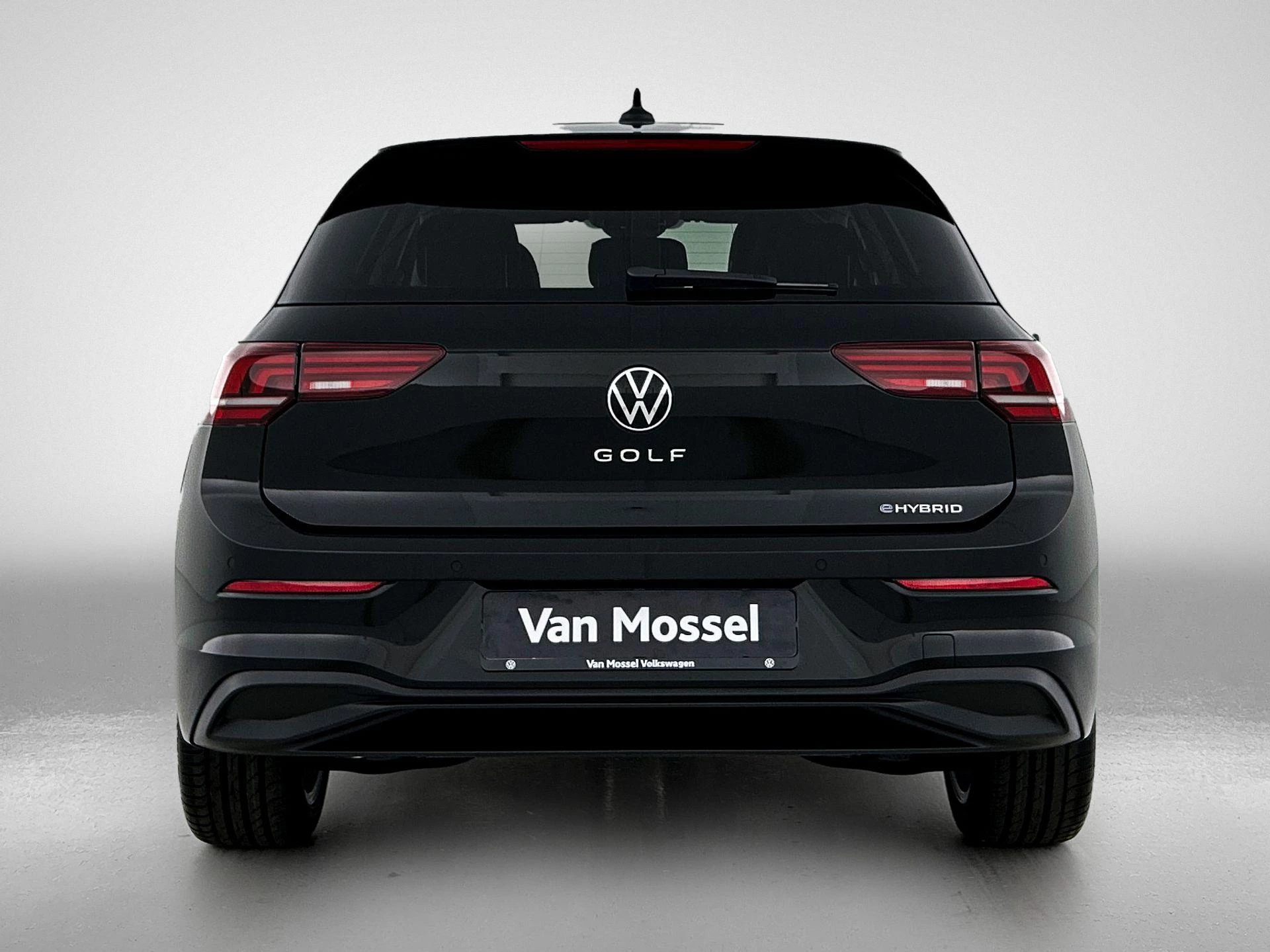 Volkswagen Golf met kenteken 03100 – autofoto 5