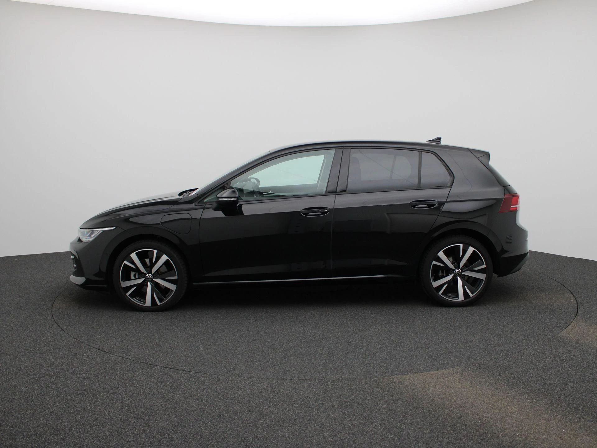 Volkswagen Golf met kenteken 03100 – autofoto 5