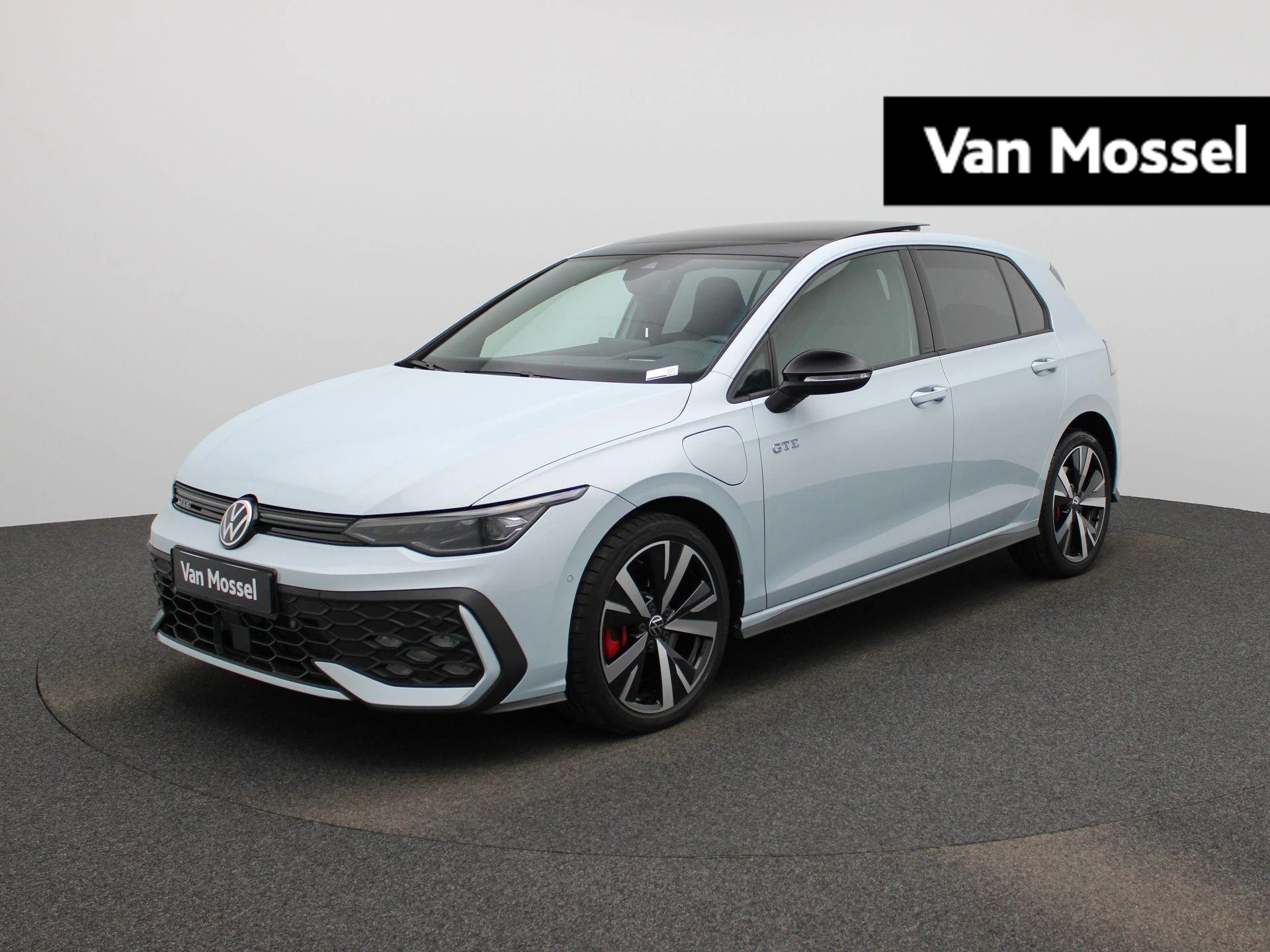 Volkswagen Golf met kenteken 04100 – autofoto 2
