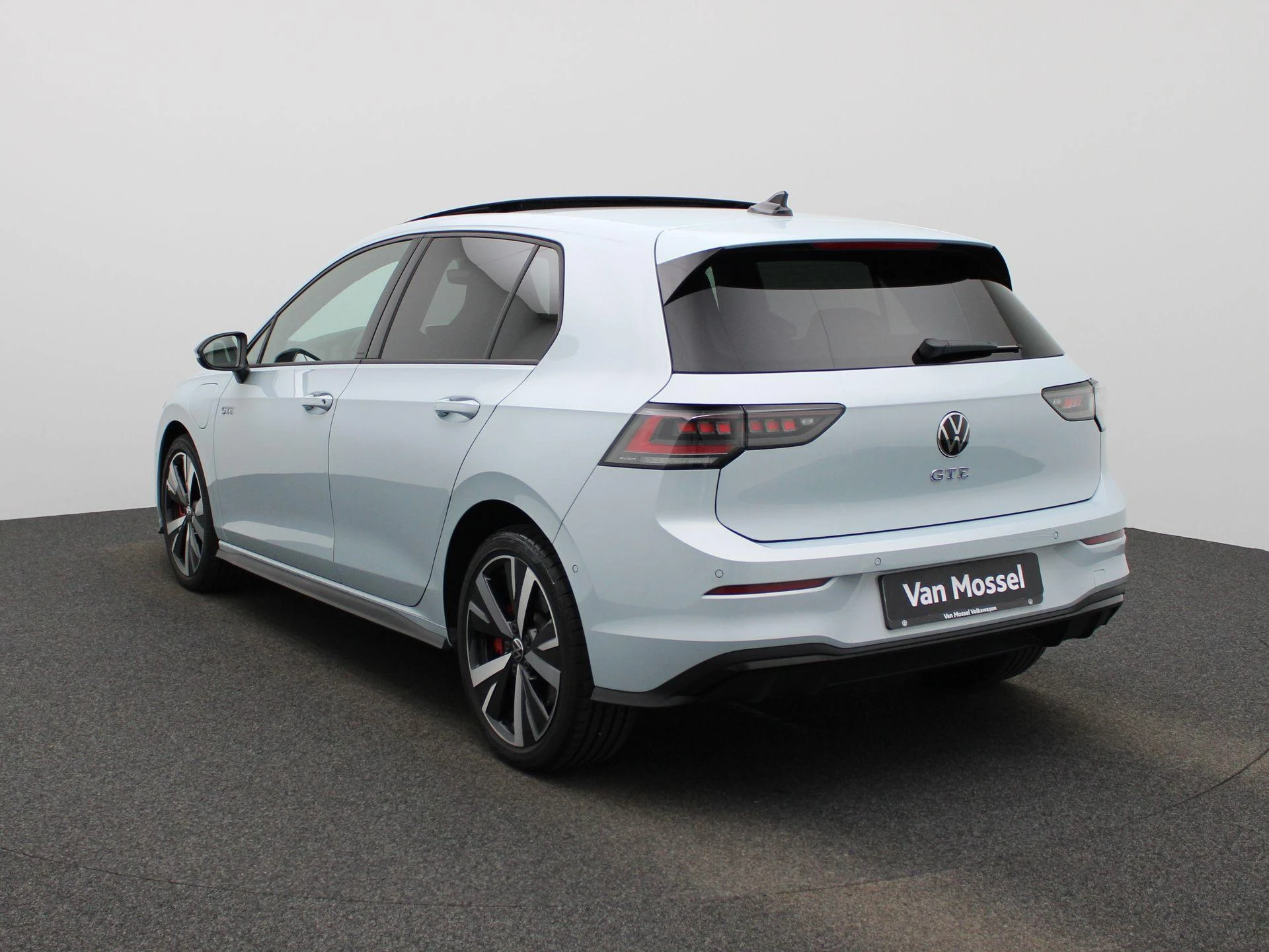 Volkswagen Golf met kenteken 04100 – autofoto 3