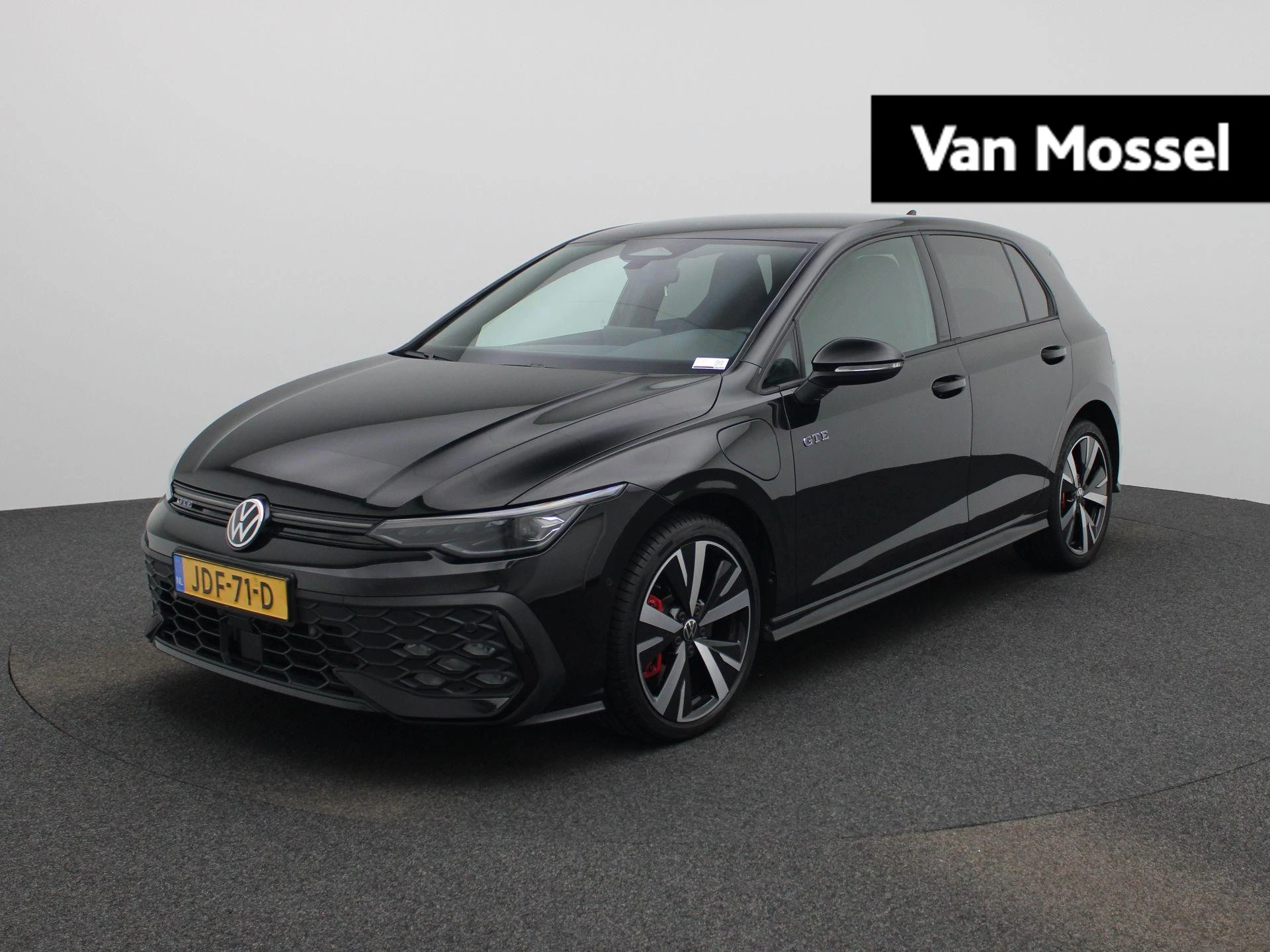 Volkswagen Golf met kenteken 131 – autofoto 2