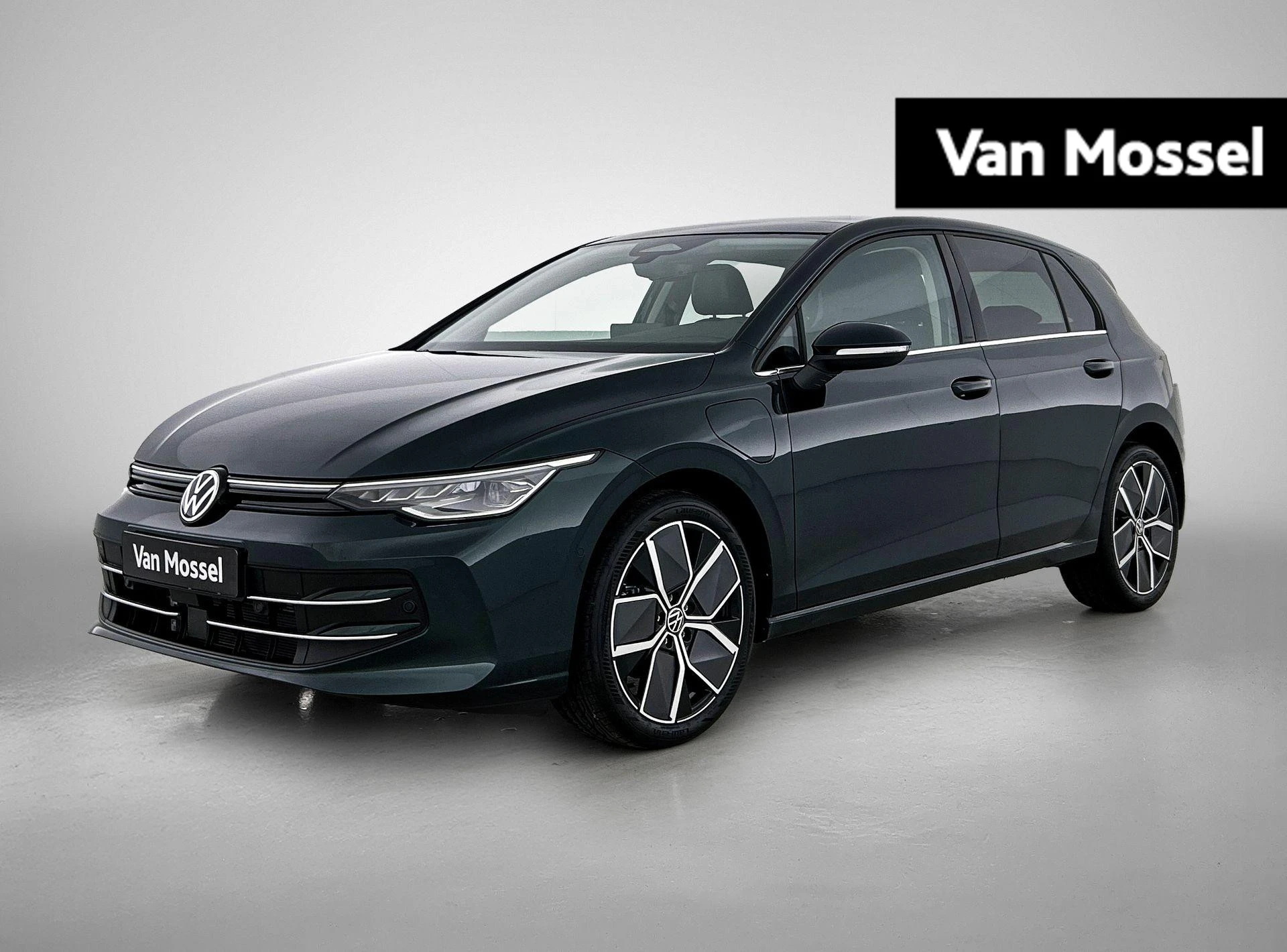 Volkswagen Golf met kenteken 140 – autofoto 2