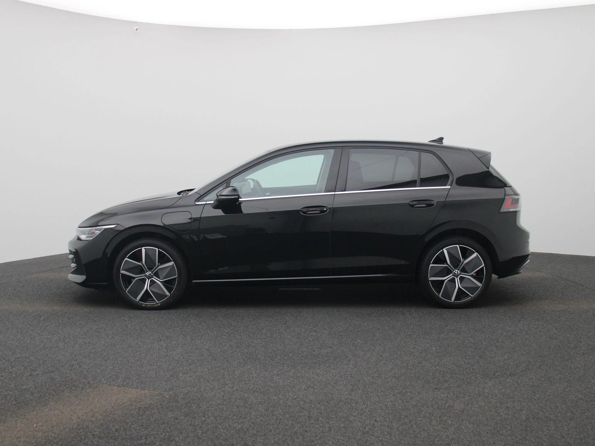 Volkswagen Golf met kenteken 140 – autofoto 5