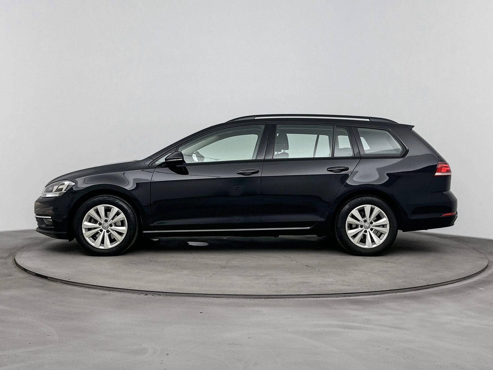 Volkswagen Golf met kenteken 48100 – autofoto 4