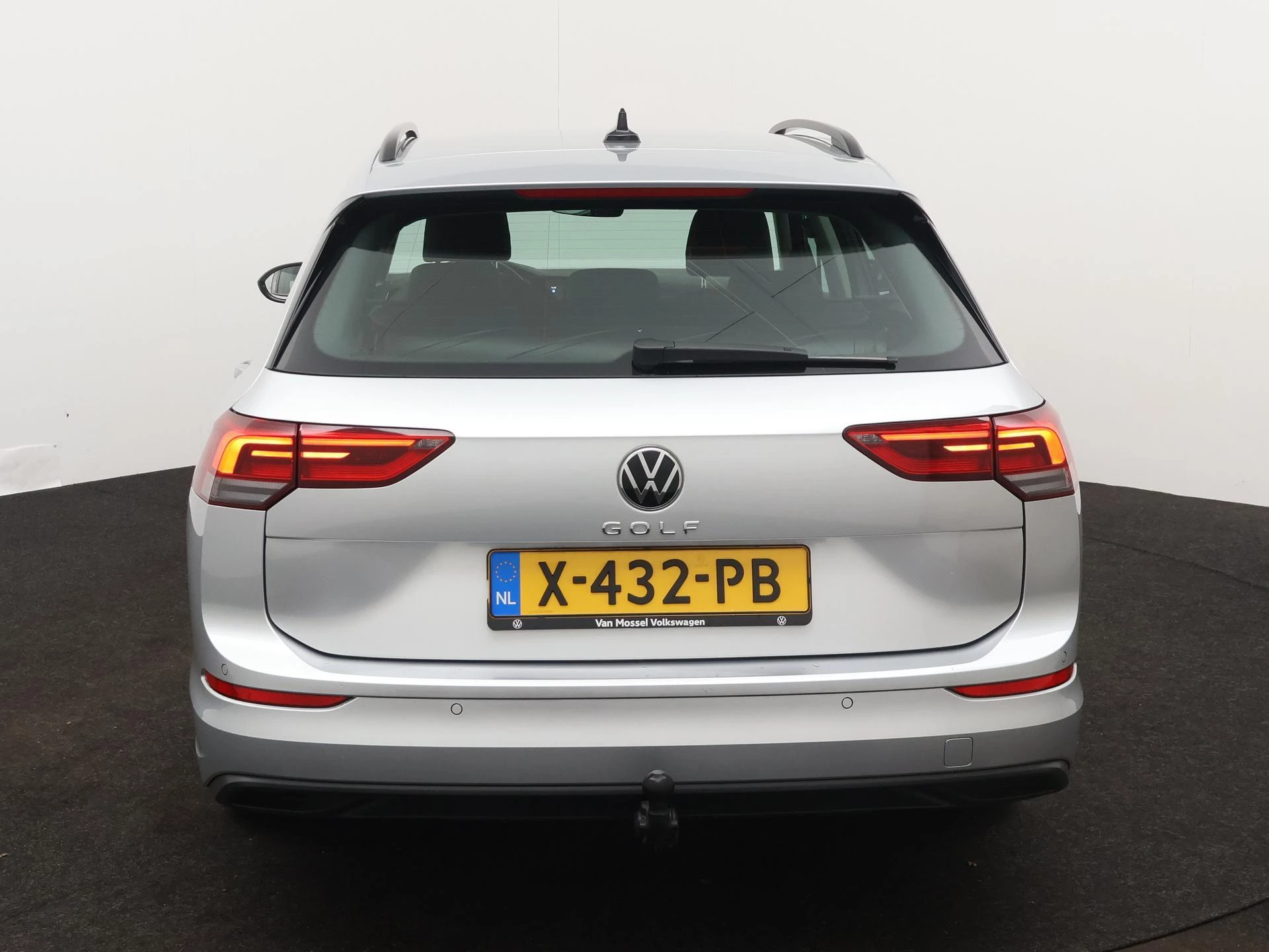 Volkswagen Golf met kenteken 55100 – autofoto 4