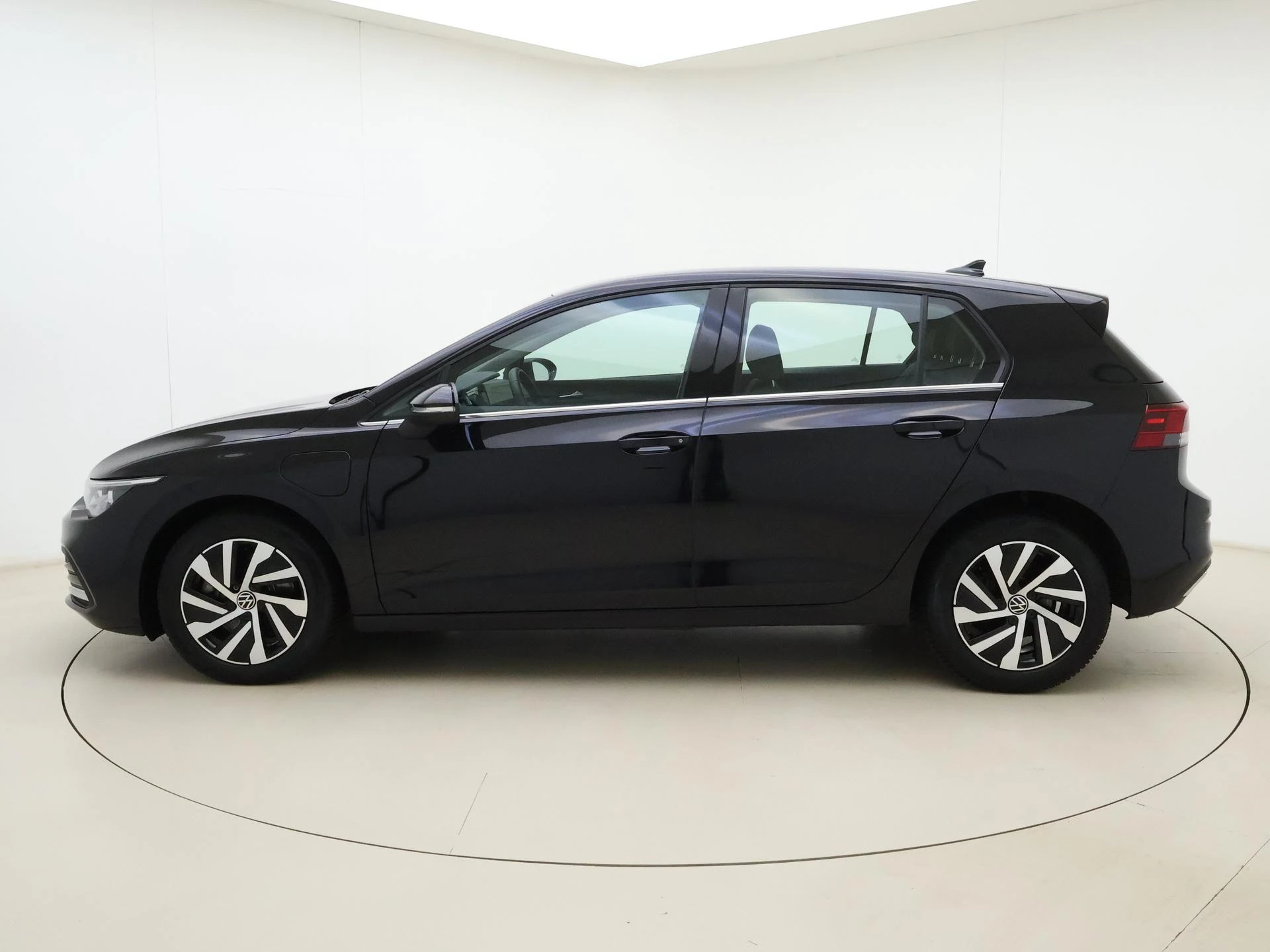 Volkswagen Golf met kenteken 71 – autofoto 3