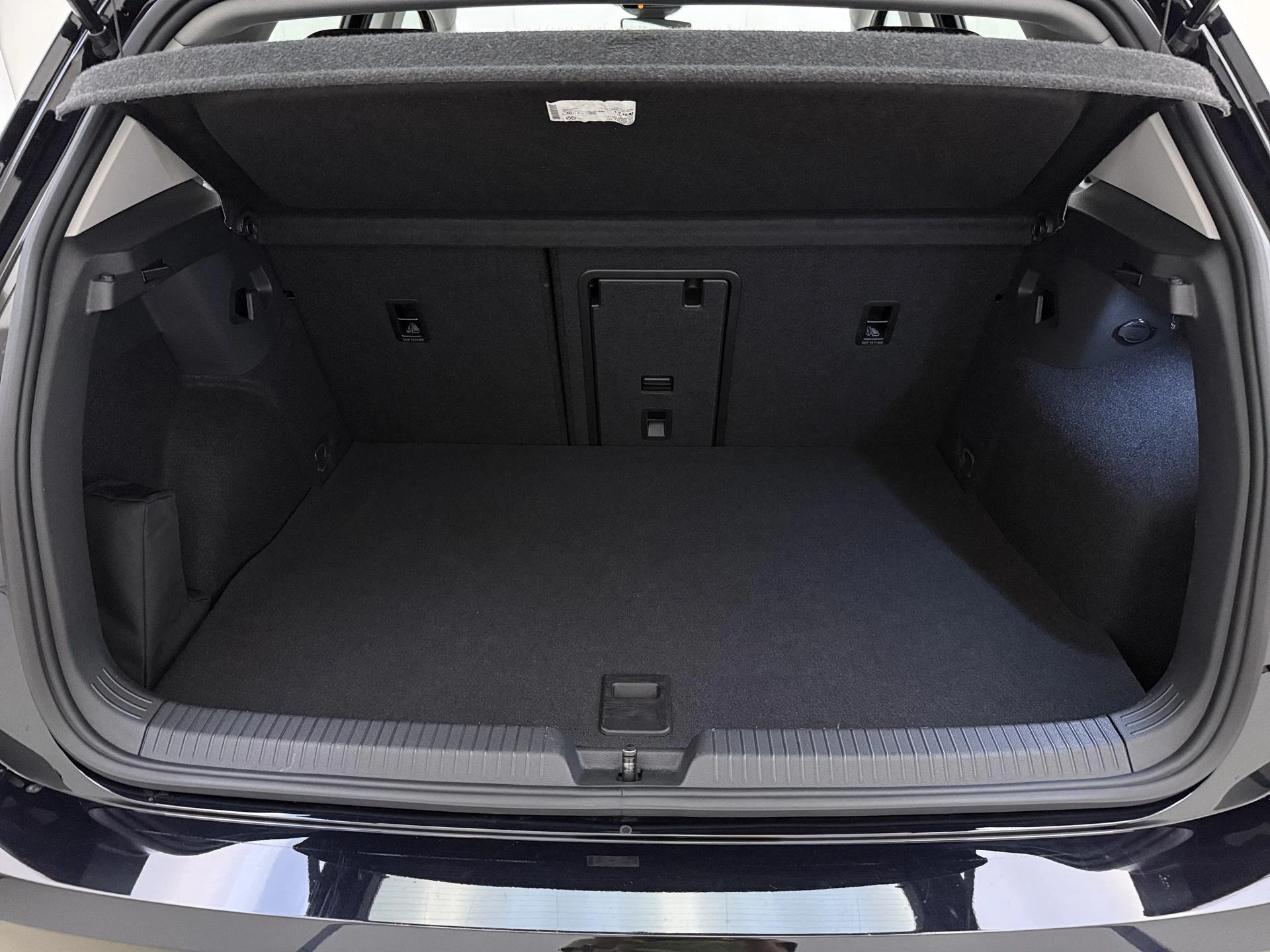Volkswagen Golf met kenteken 71 – autofoto 5