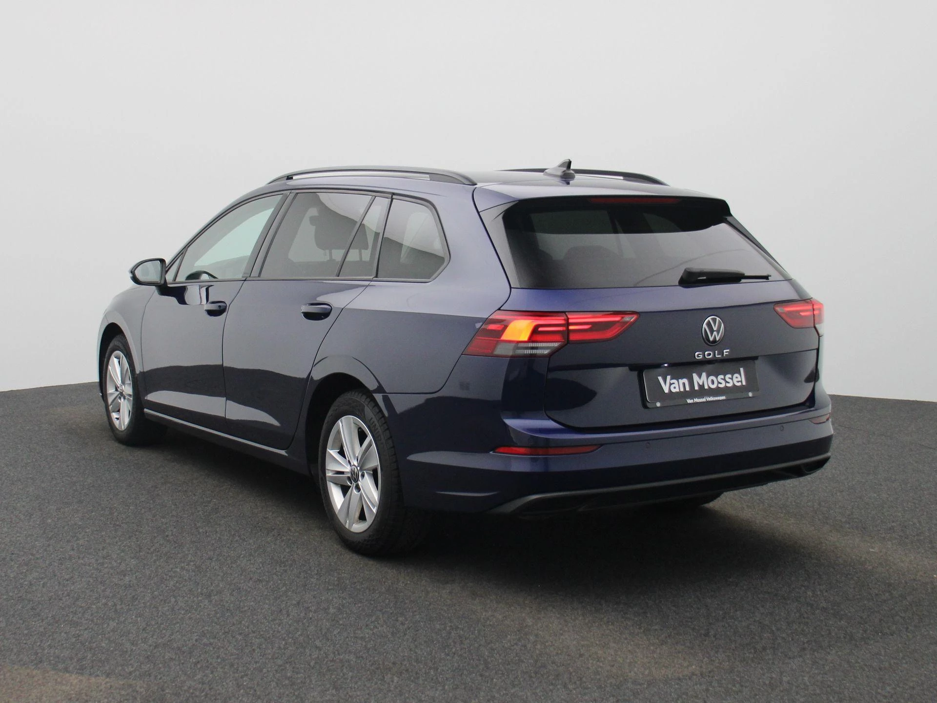 Volkswagen Golf – autofoto 3