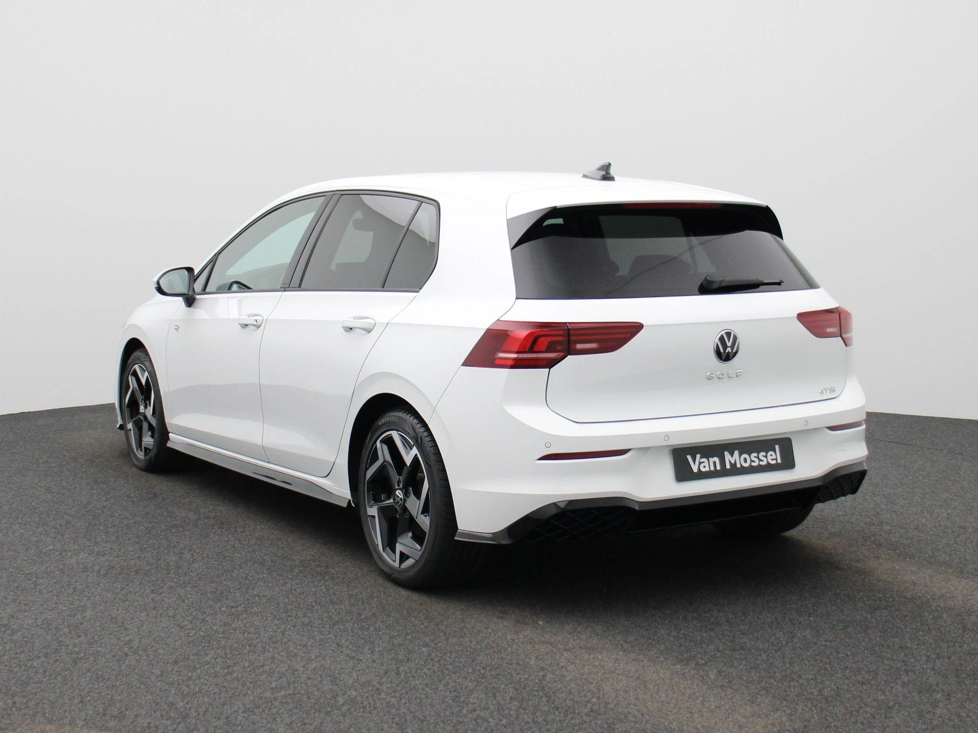 Volkswagen Golf – autofoto 3