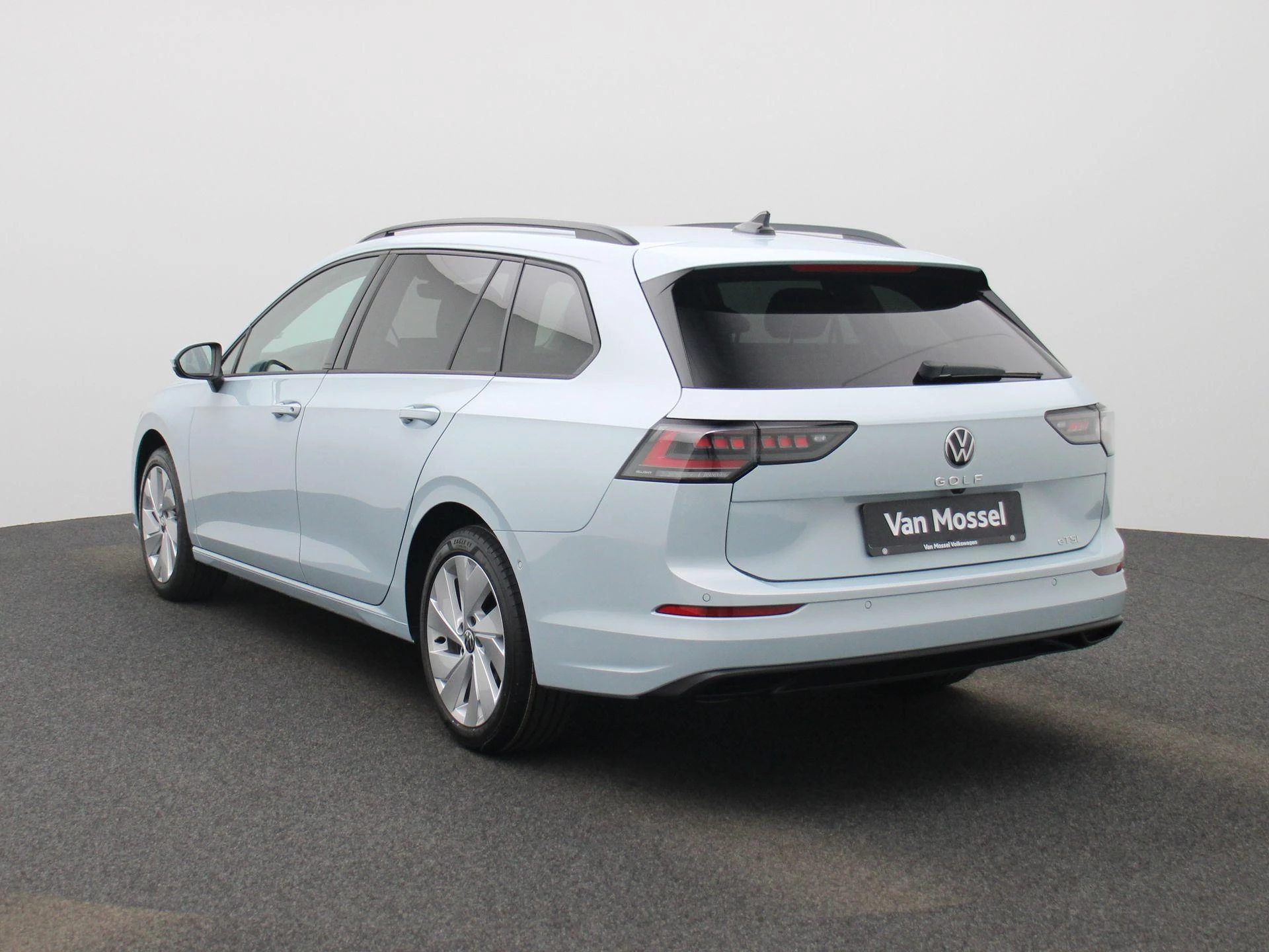 Volkswagen Golf – autofoto 3