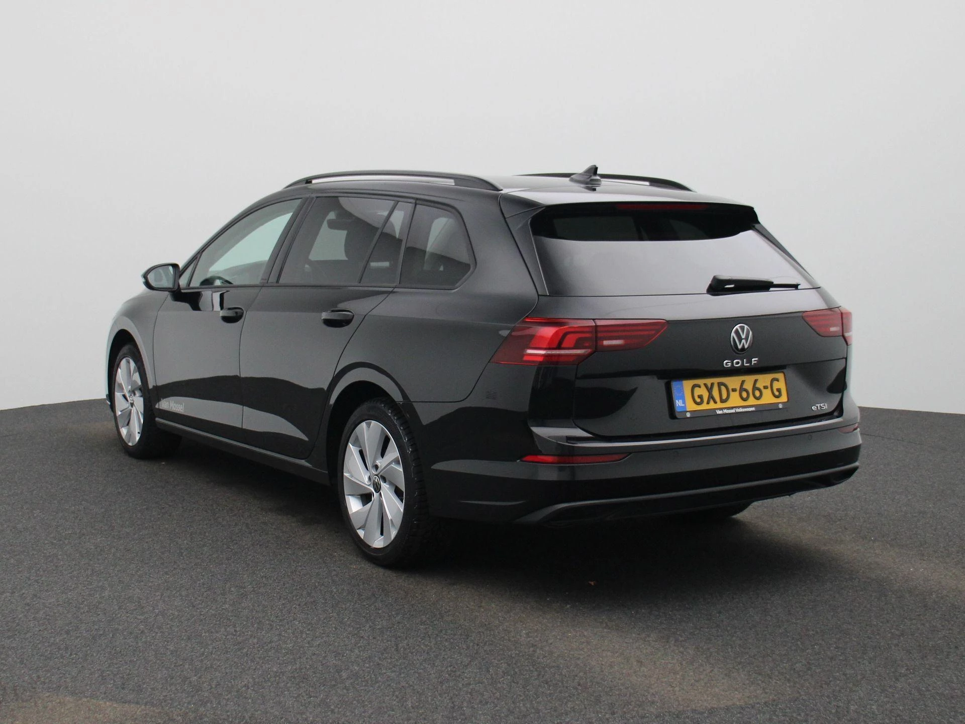 Volkswagen Golf met kenteken GXD-66-G – autofoto 3