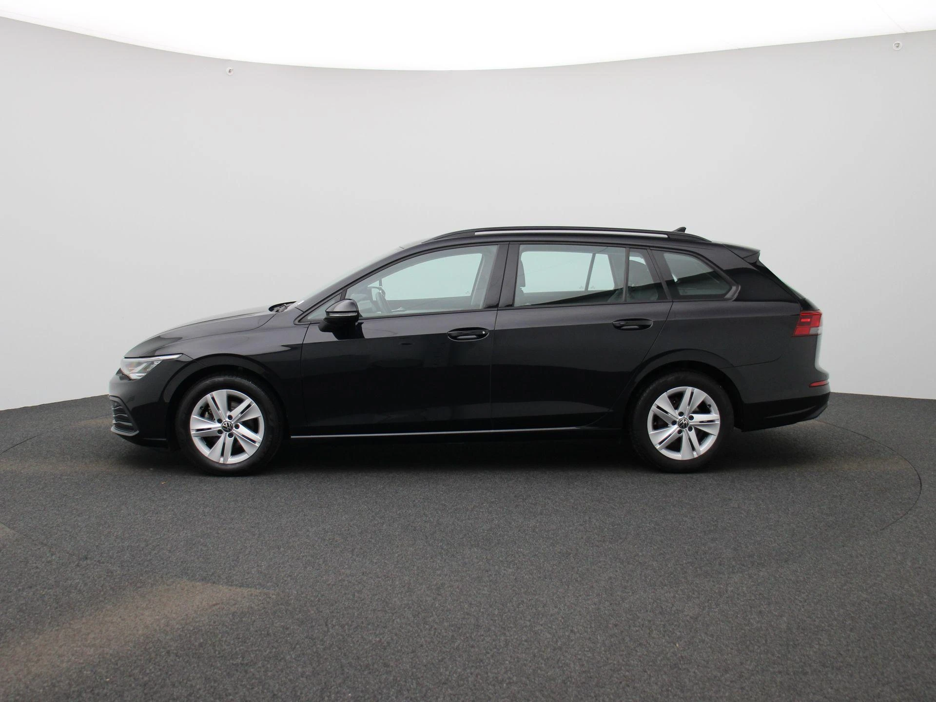 Volkswagen Golf met kenteken L-258-FD – autofoto 5
