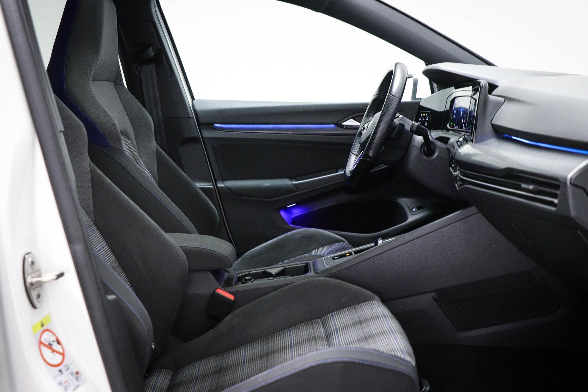 Volkswagen Golf met kenteken P-358-VR – autofoto 3