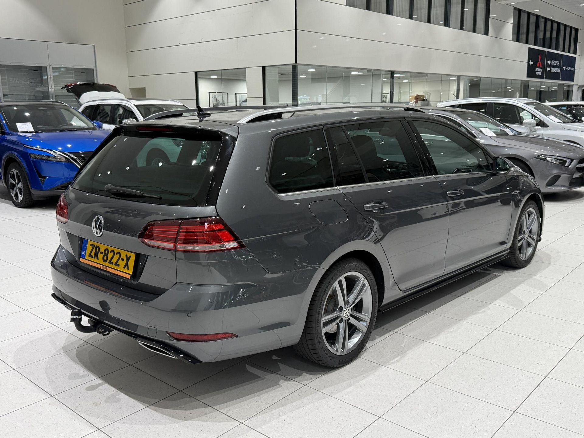Volkswagen Golf met kenteken ZR-822-X – autofoto 2