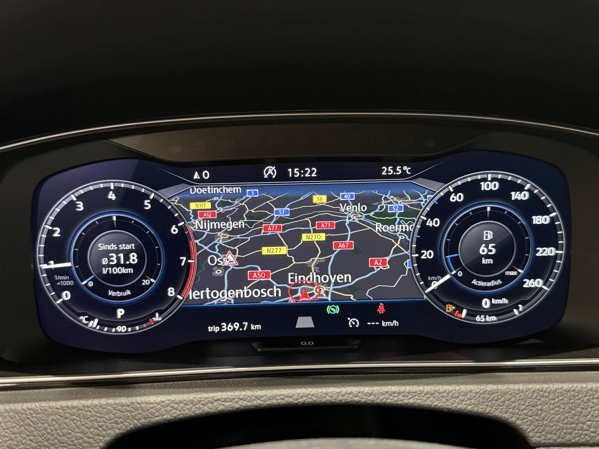 Volkswagen Golf met kenteken ZR-822-X – autofoto 4
