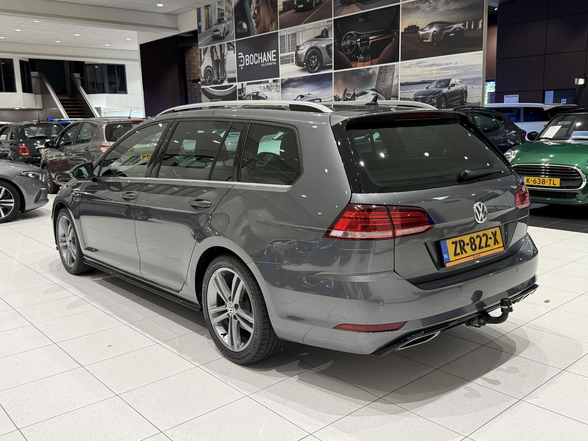 Volkswagen Golf met kenteken ZR-822-X – autofoto 5