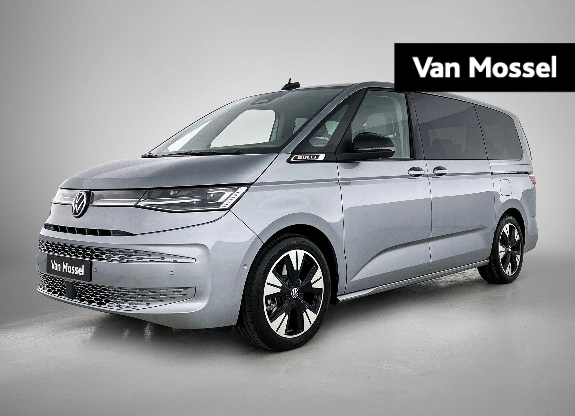 Volkswagen Multivan met kenteken 89 – autofoto 2