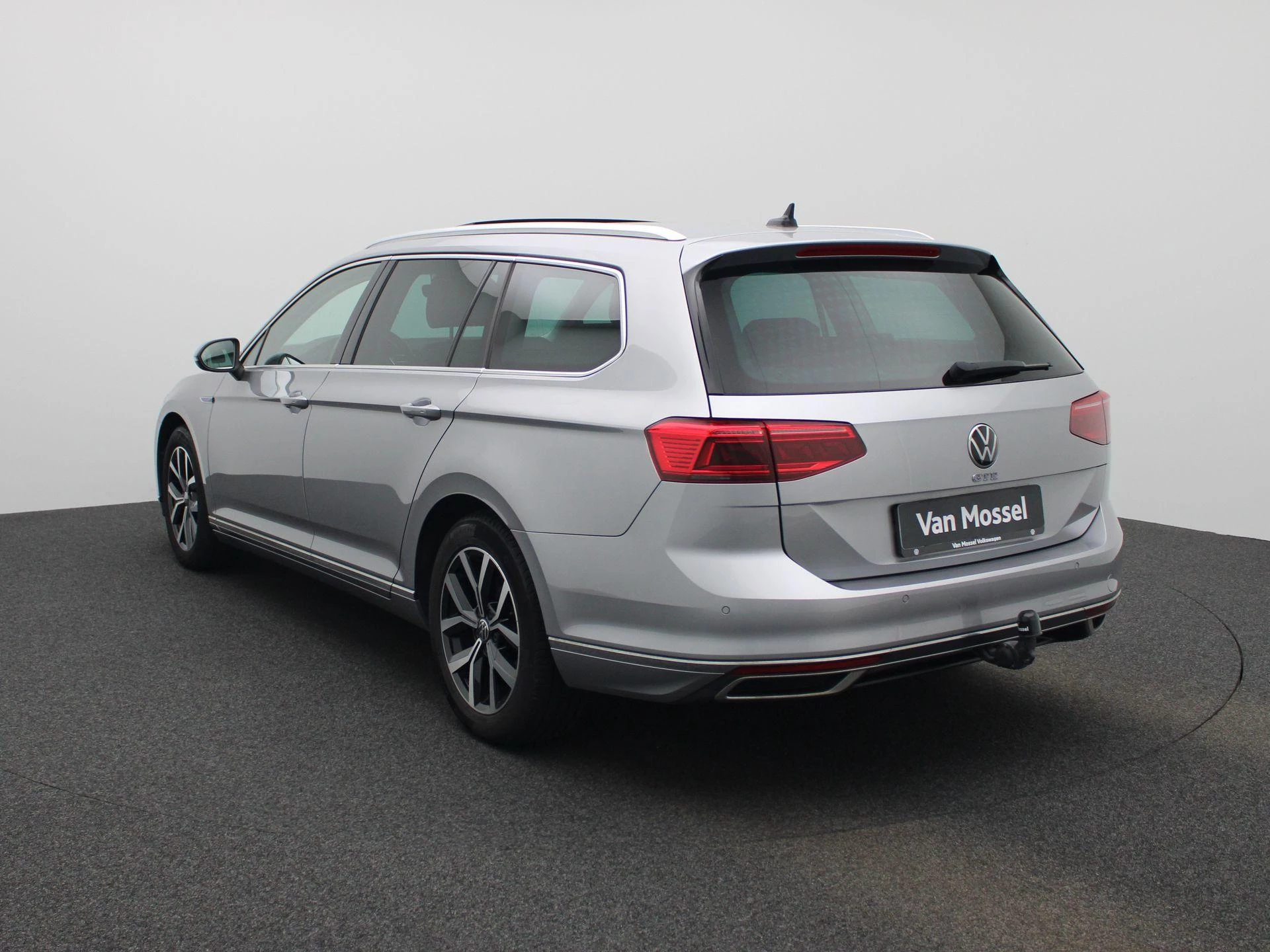 Volkswagen Passat – autofoto 3