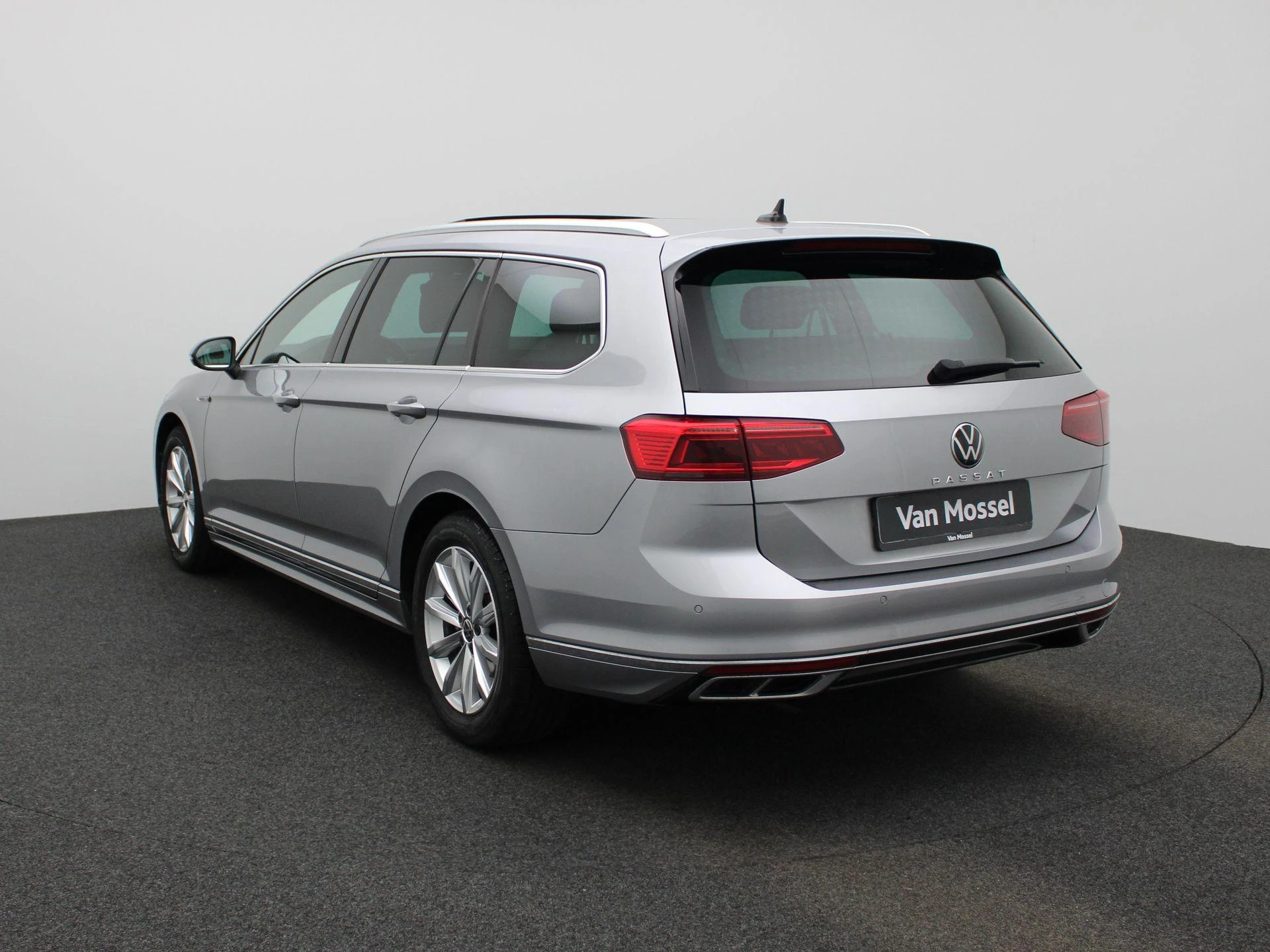 Volkswagen Passat – autofoto 3