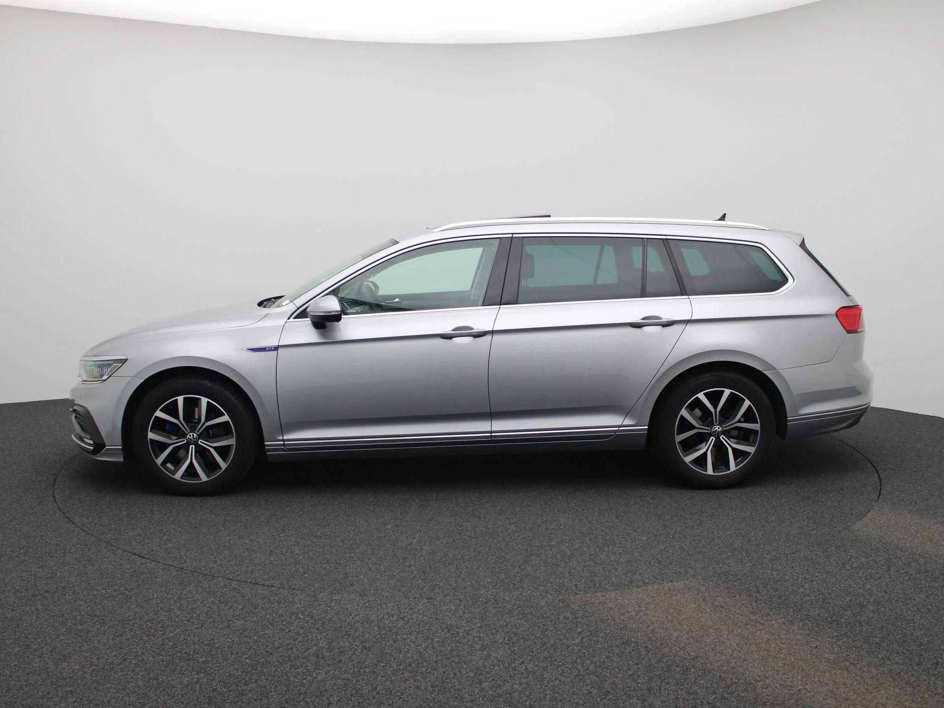 Volkswagen Passat – autofoto 5