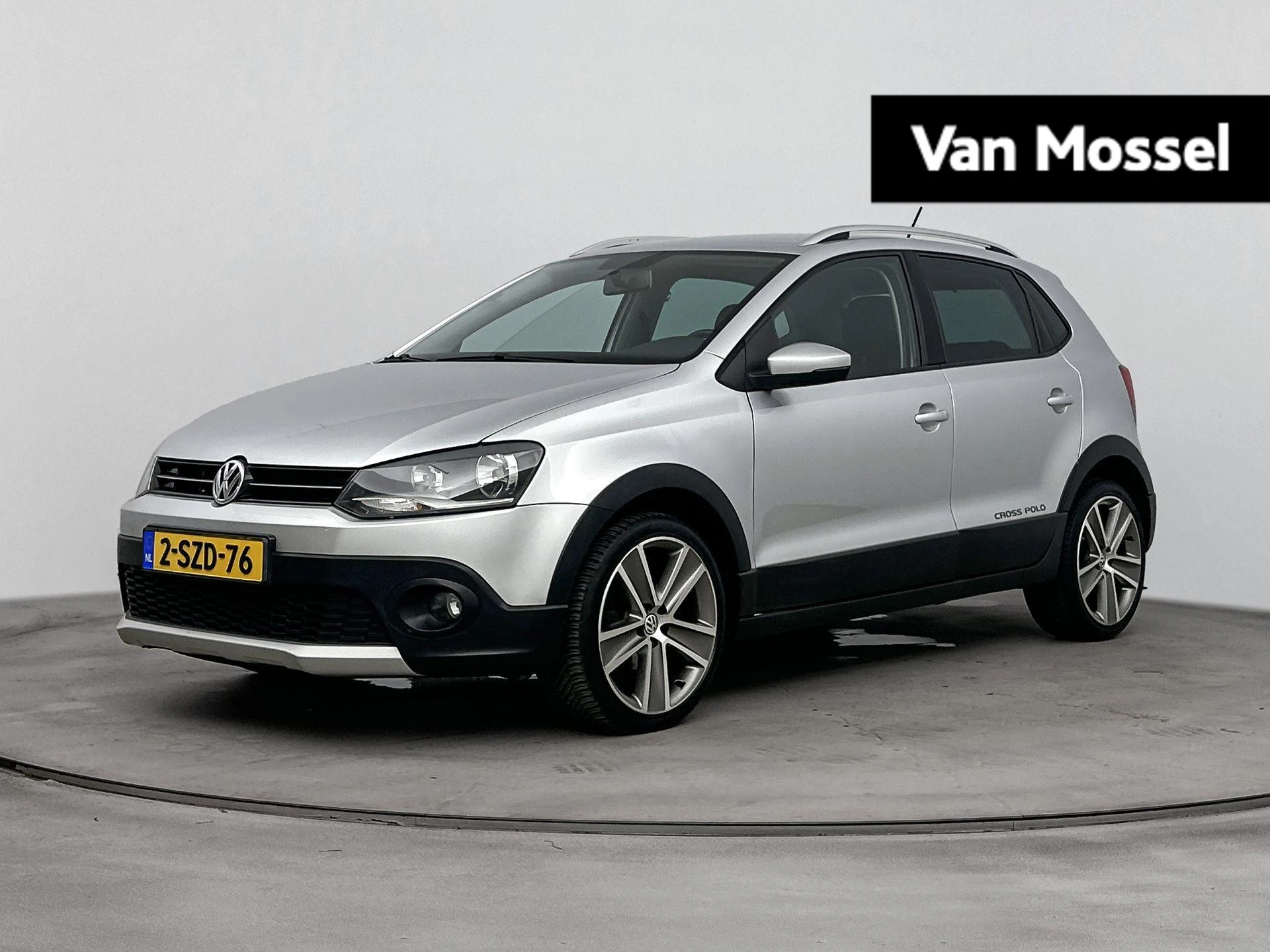 Volkswagen Polo met kenteken 54100 – autofoto 2