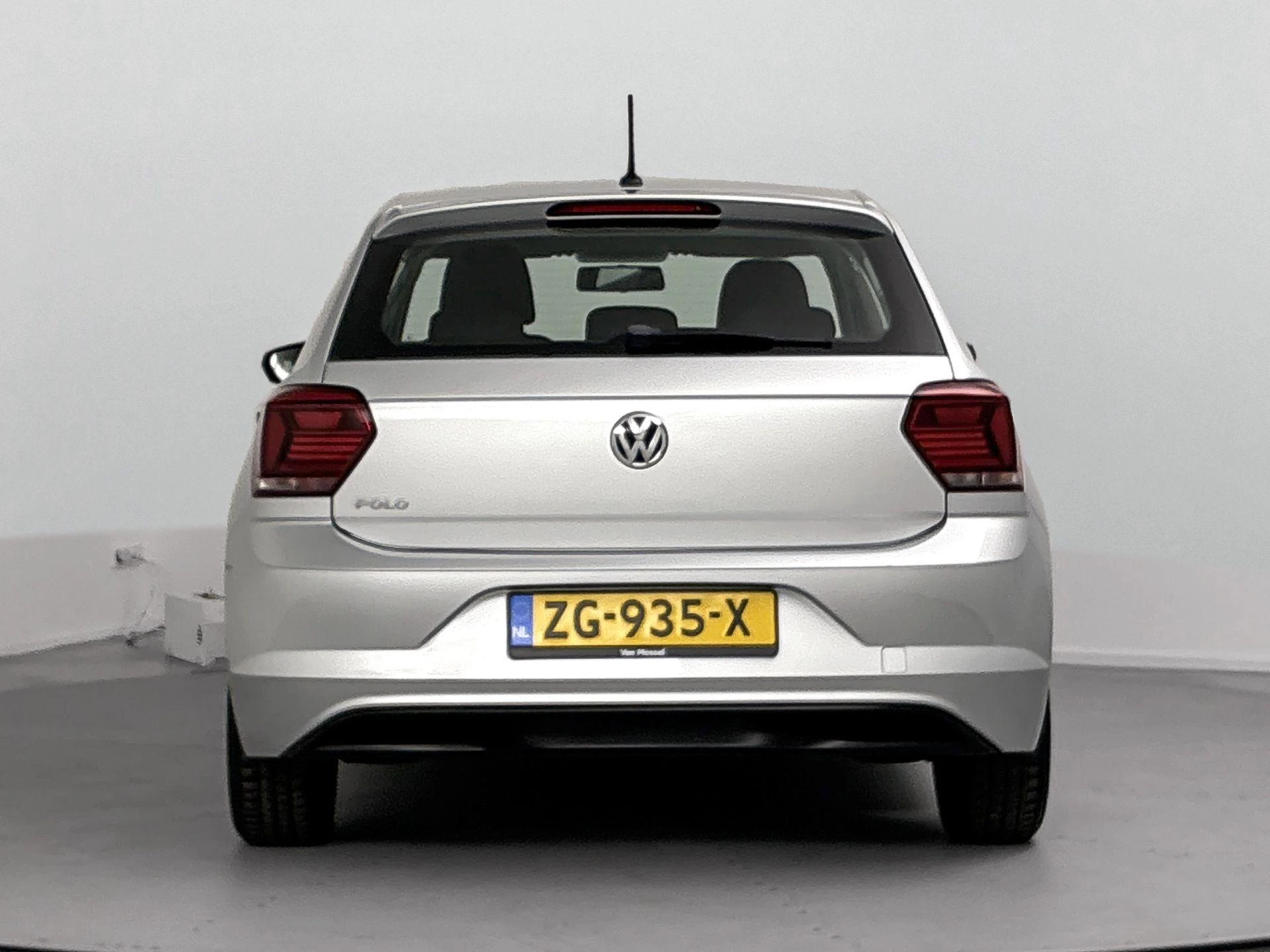 Volkswagen Polo met kenteken 59100 – autofoto 5