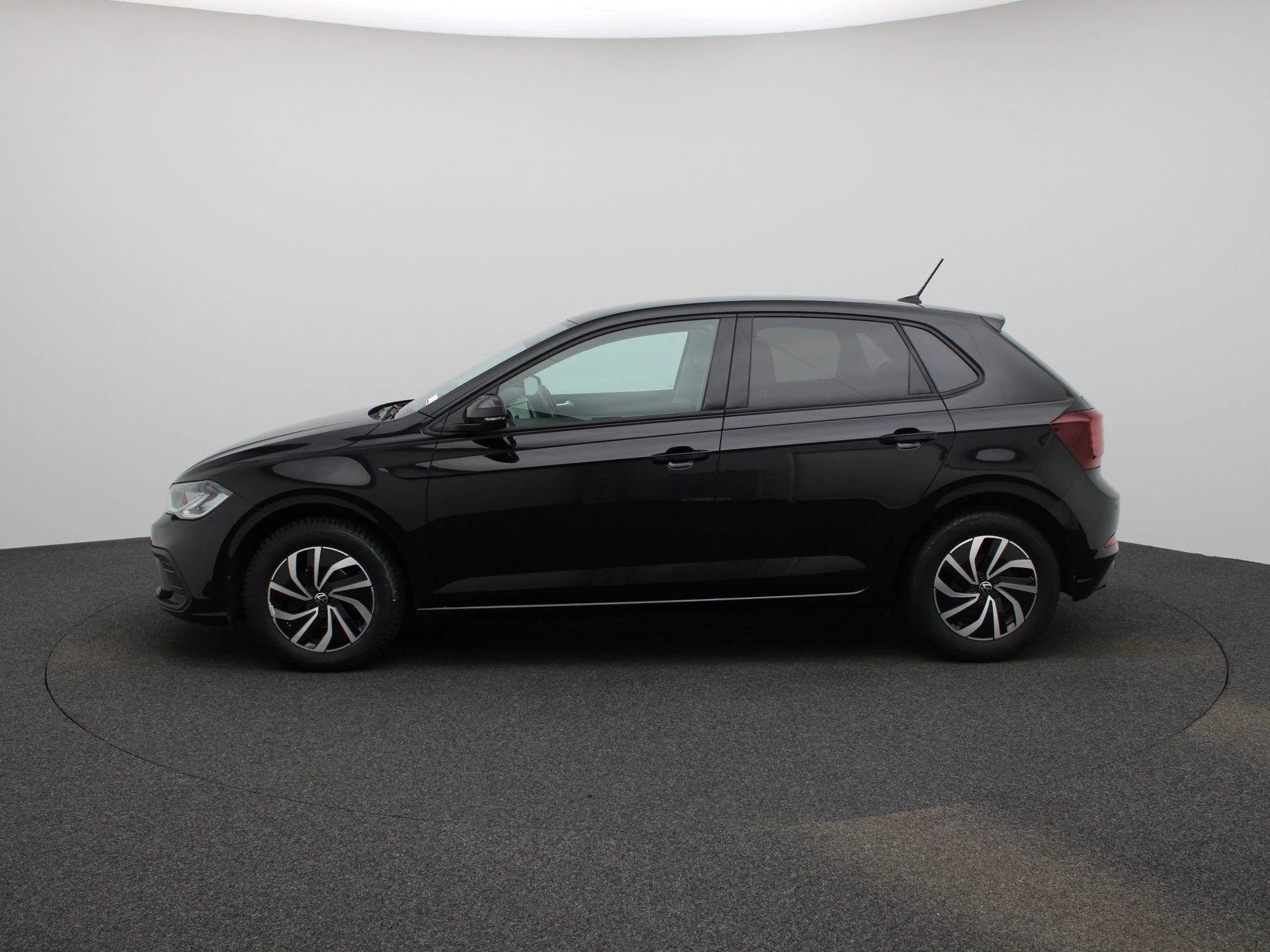 Volkswagen Polo met kenteken GFR-17-P – autofoto 5