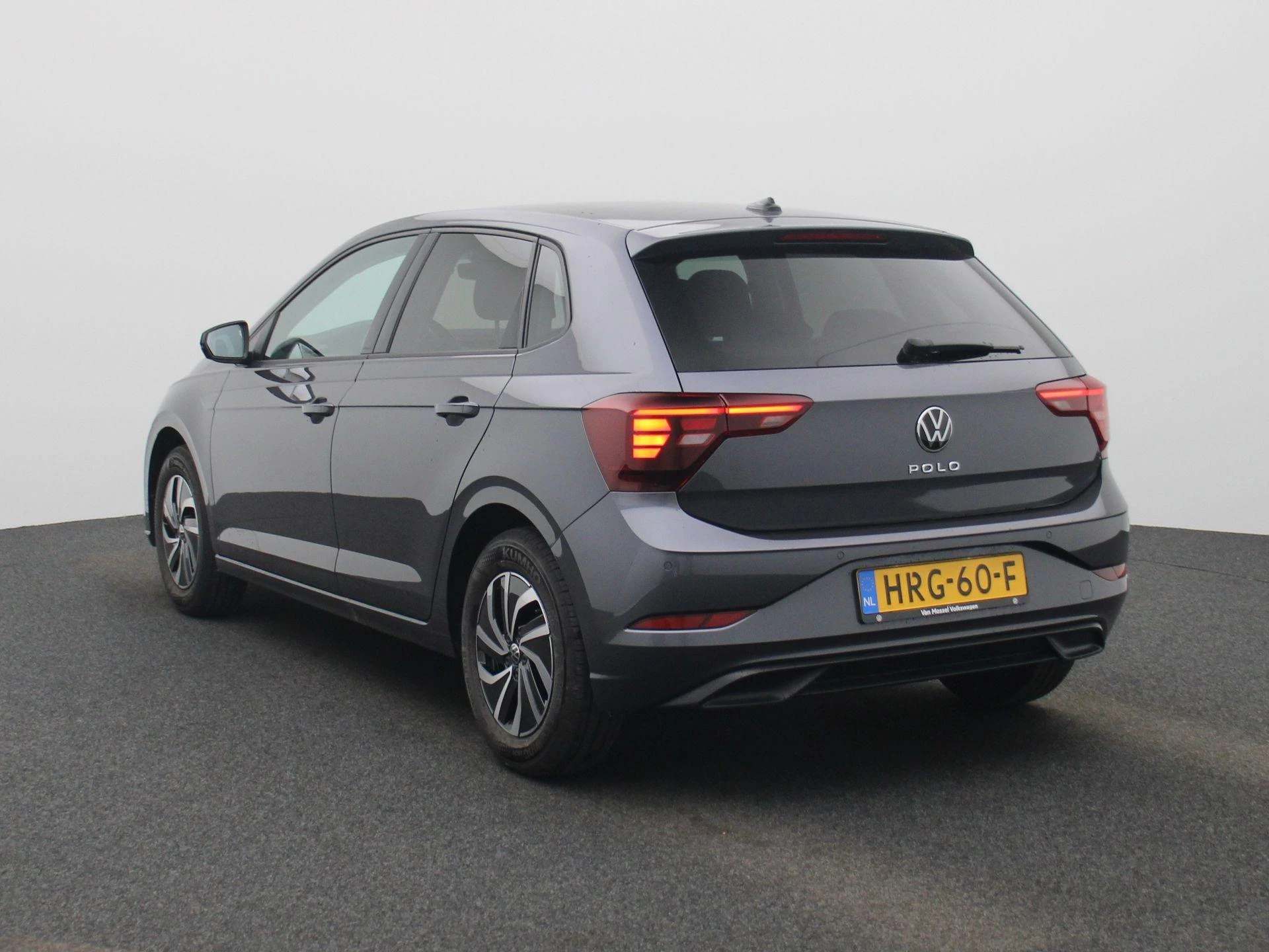 Volkswagen Polo met kenteken HRG-60-F – autofoto 3
