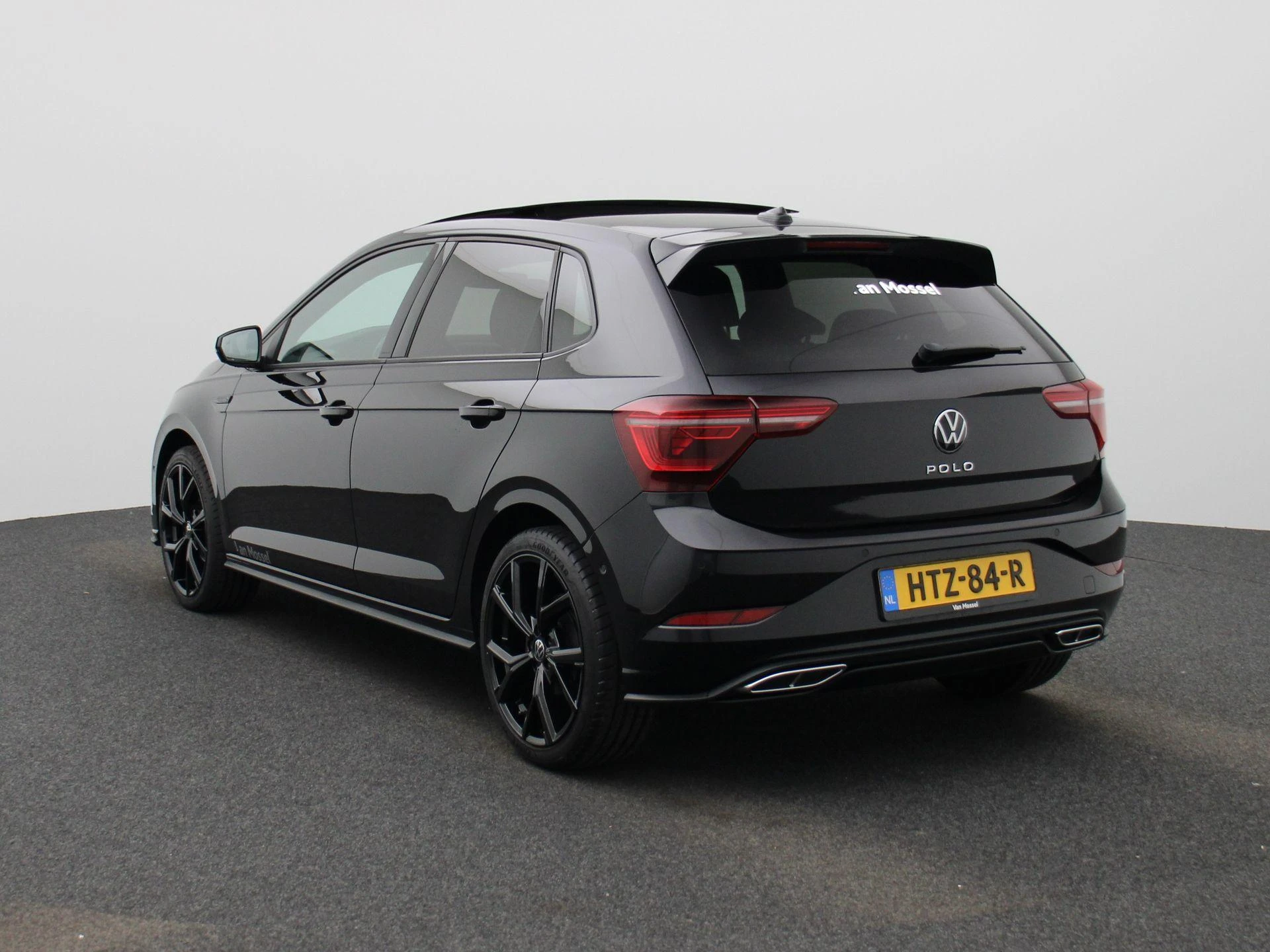 Volkswagen Polo met kenteken HTZ-84-R – autofoto 3