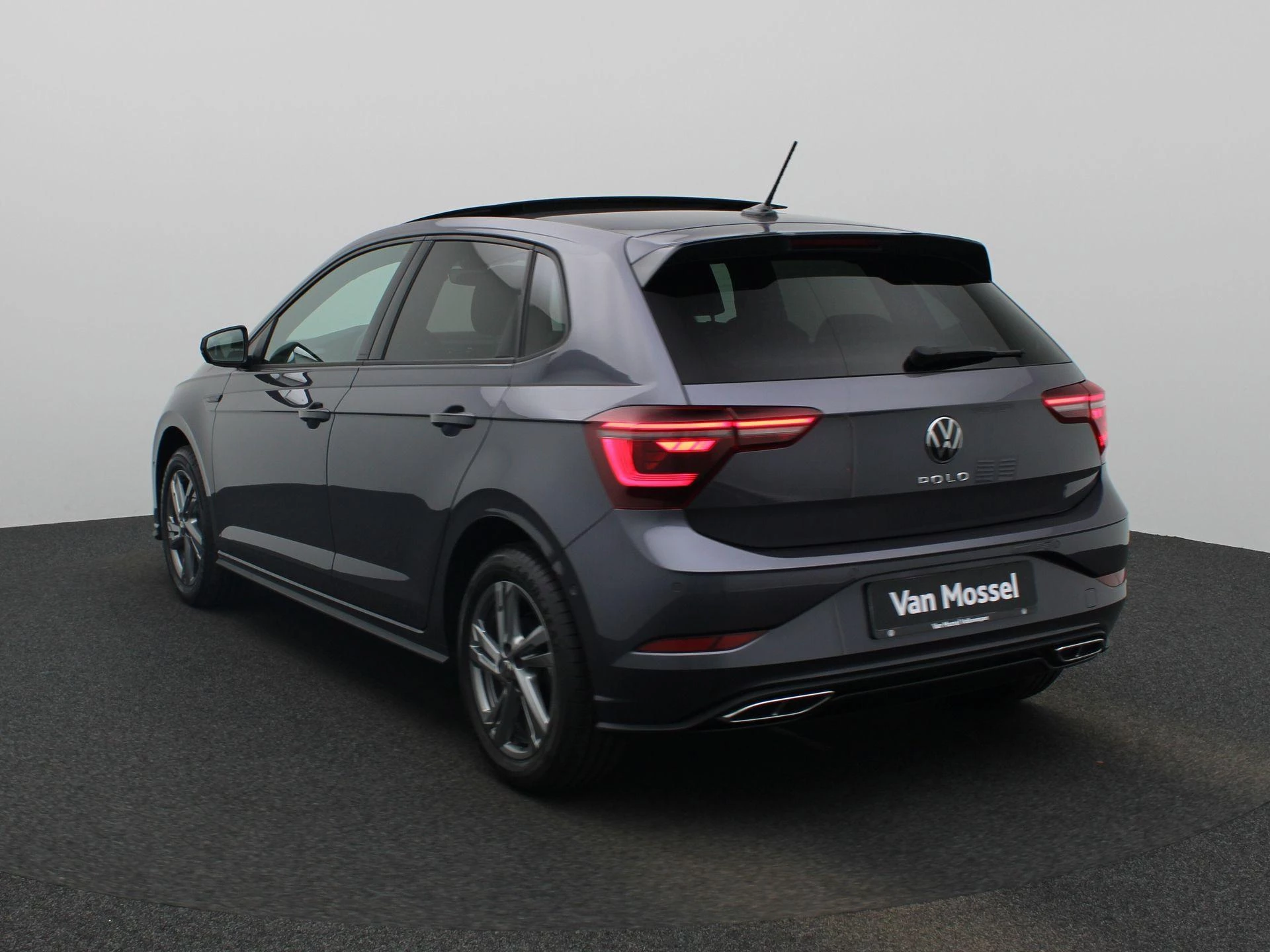 Volkswagen Polo met kenteken JGP-06-X – autofoto 3
