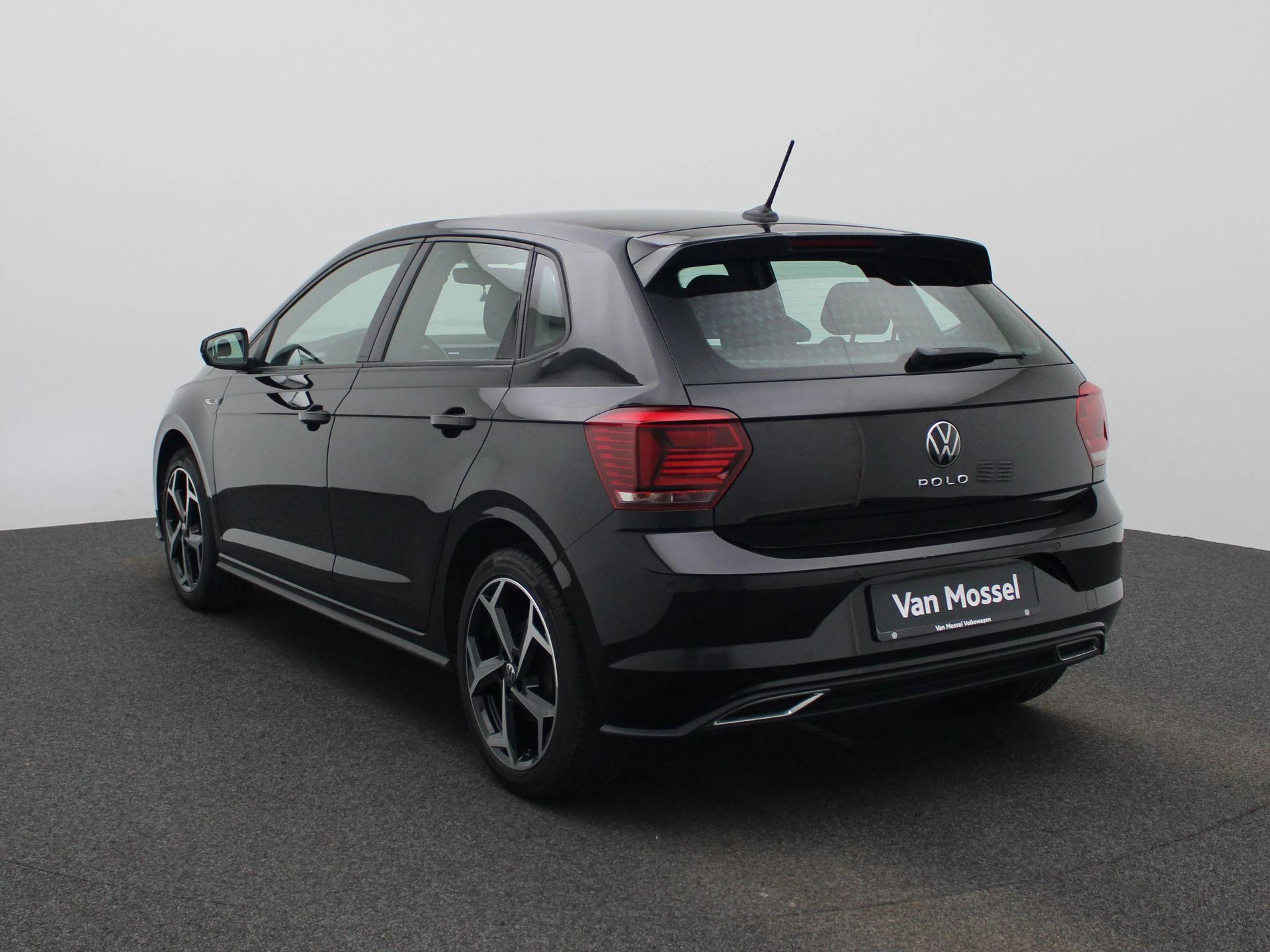 Volkswagen Polo met kenteken KKT-54-K – autofoto 3
