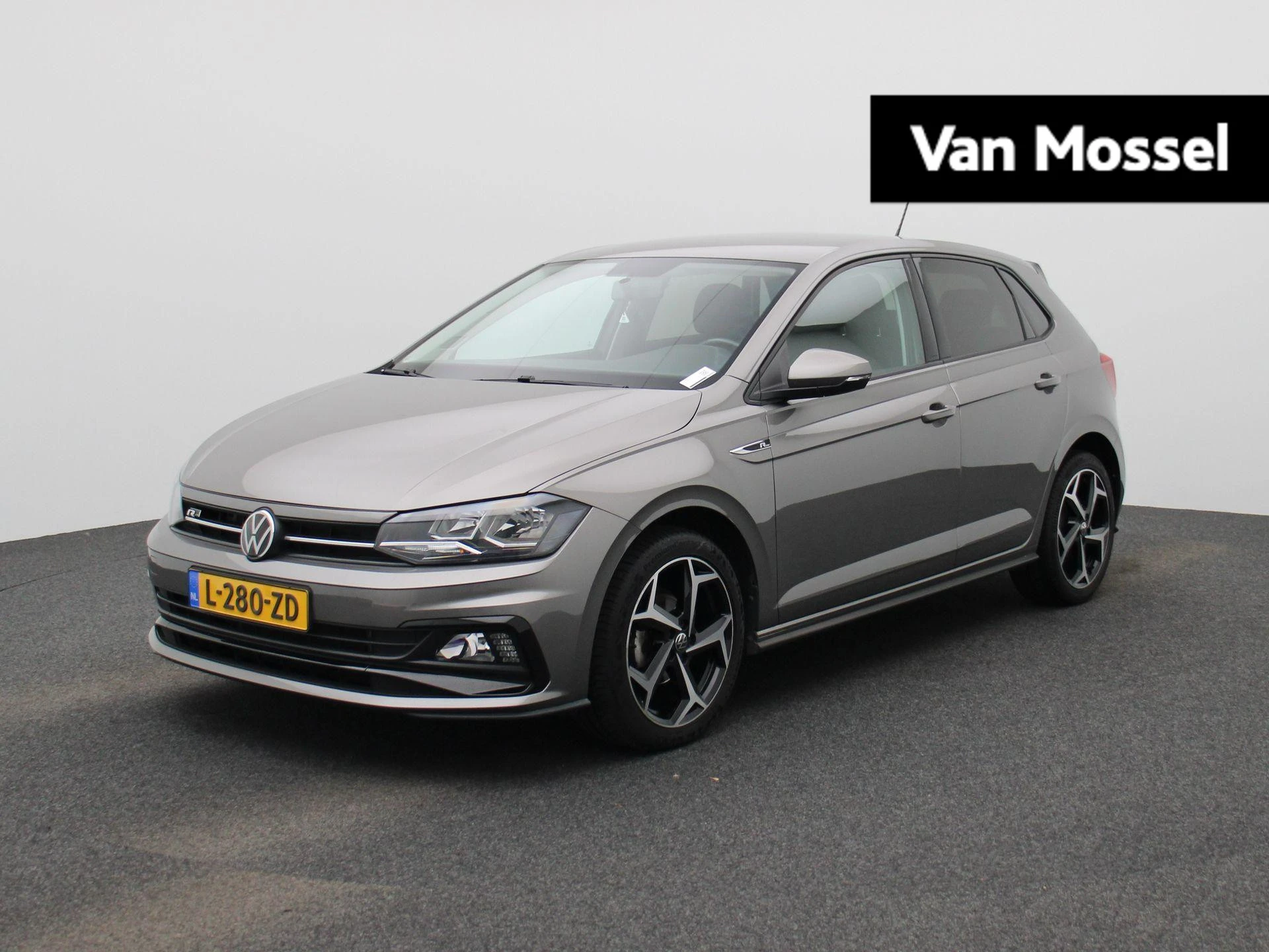 Volkswagen Polo met kenteken L-280-ZD – autofoto 2