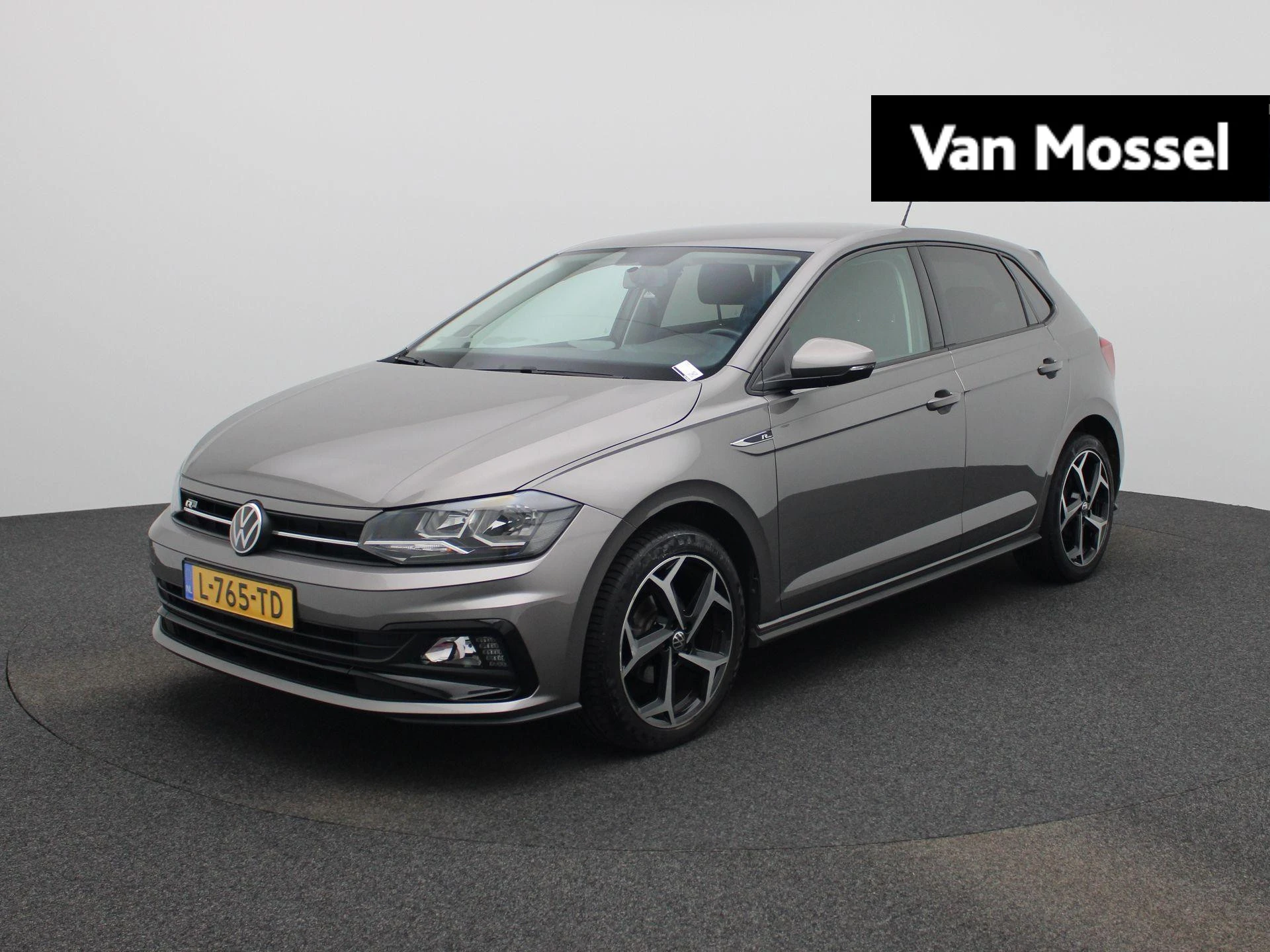 Volkswagen Polo met kenteken L-765-TD – autofoto 2