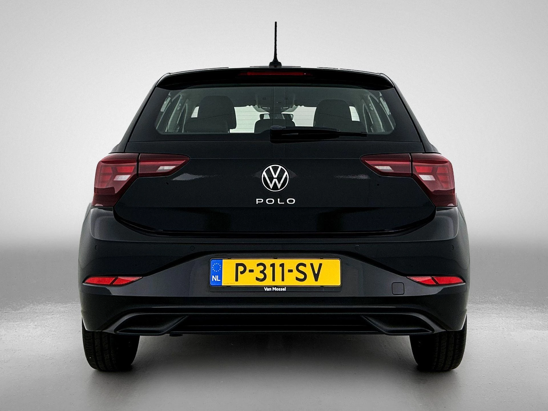 Volkswagen Polo met kenteken P-311-SV – autofoto 5