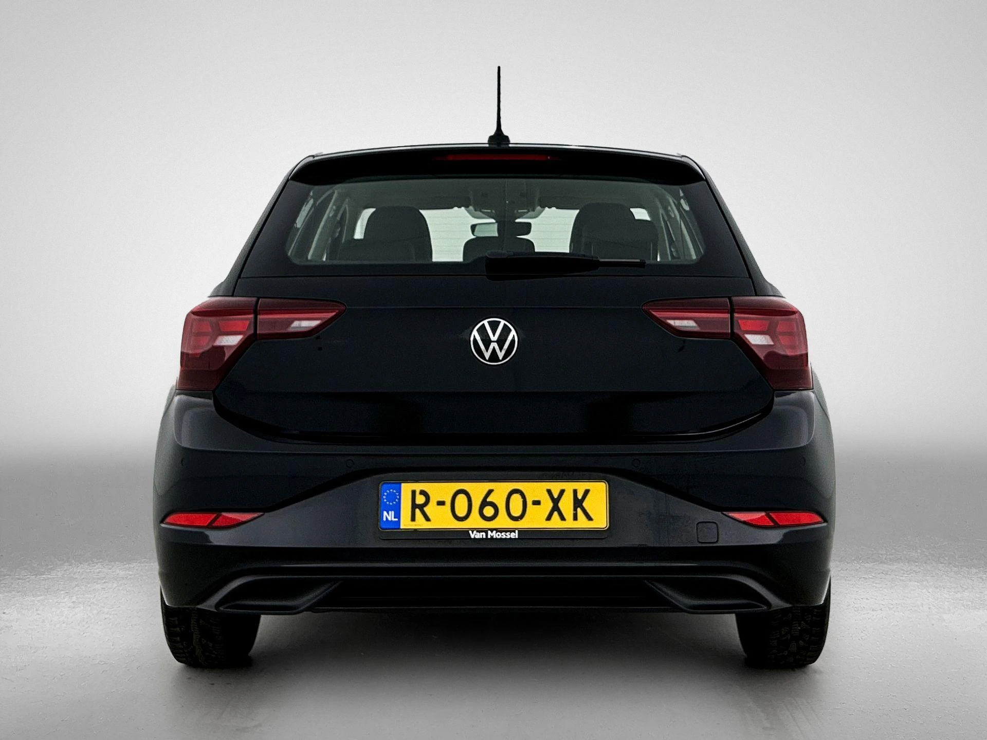 Volkswagen Polo met kenteken R-060-XK – autofoto 5