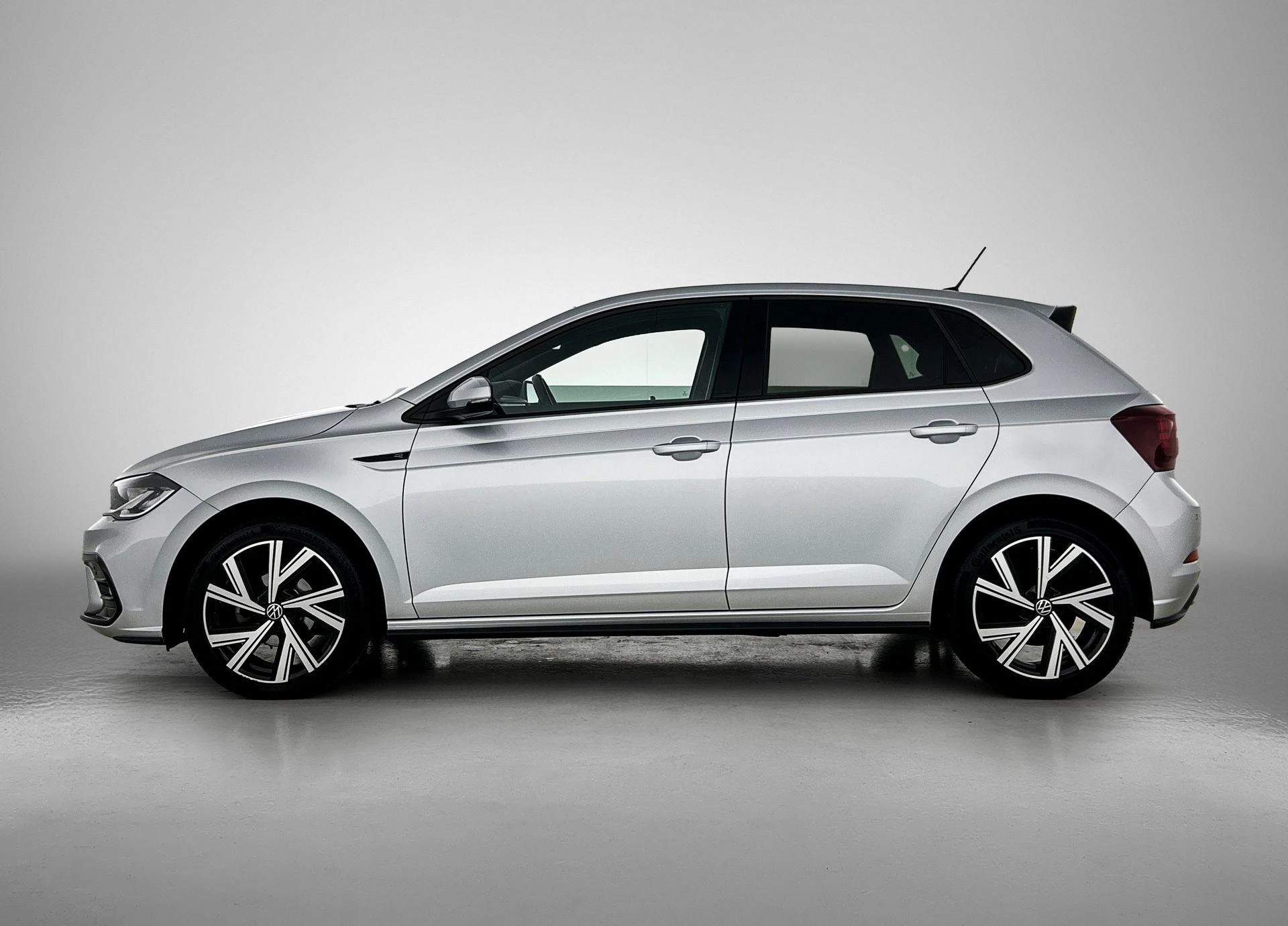 Volkswagen Polo met kenteken S-010-FK – autofoto 4