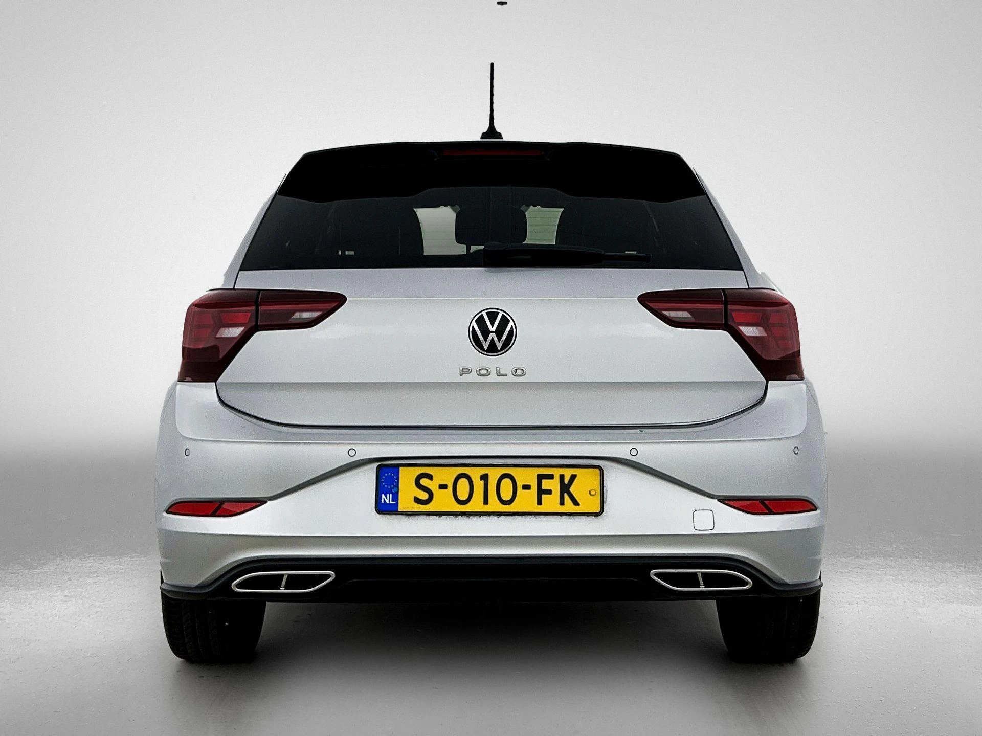 Volkswagen Polo met kenteken S-010-FK – autofoto 5