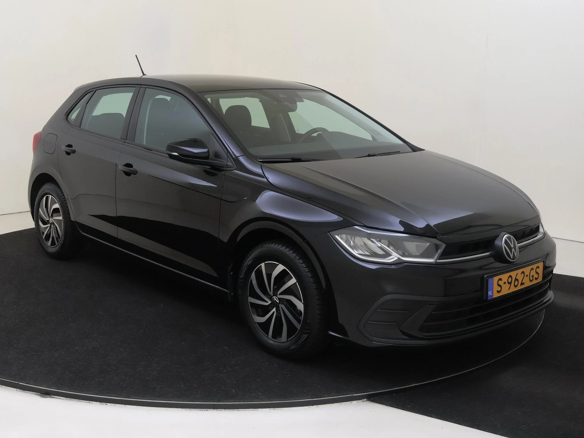 Volkswagen Polo met kenteken S-962-GS – autofoto 3