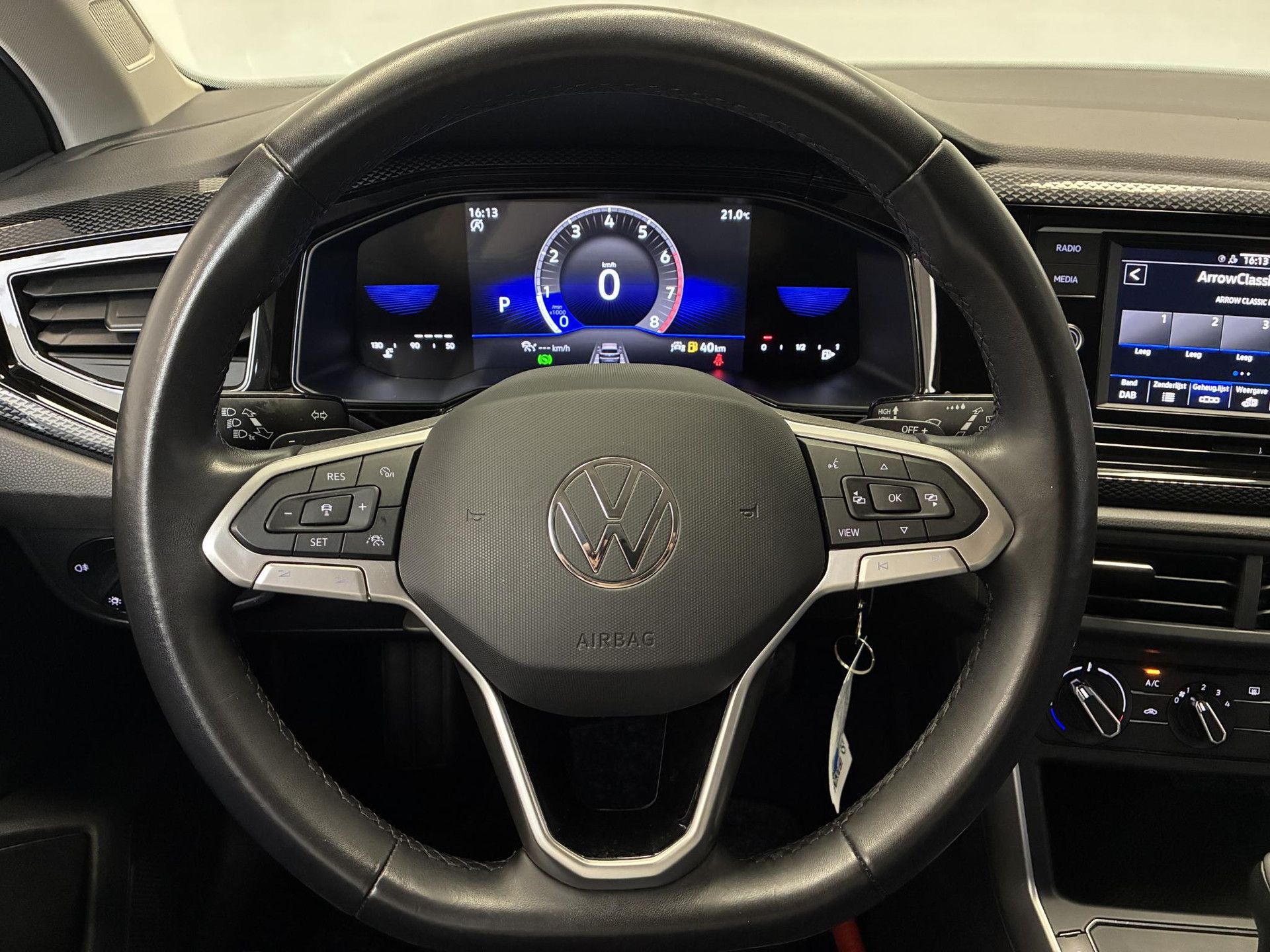Volkswagen Polo met kenteken T-301-TP – autofoto 3
