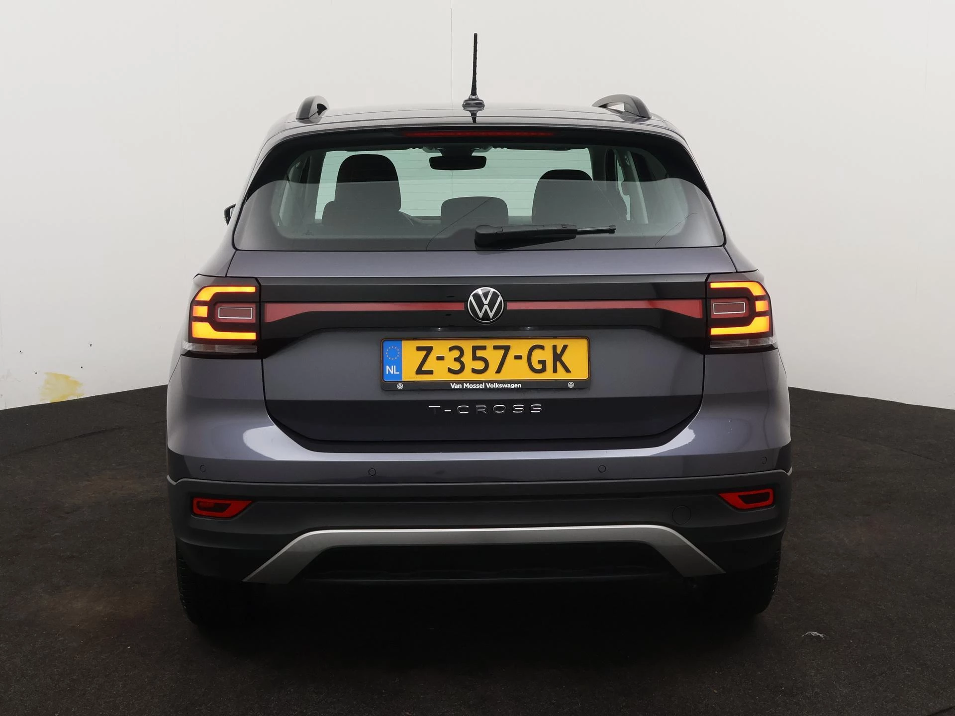 Volkswagen T-Cross met kenteken 58100 – autofoto 4