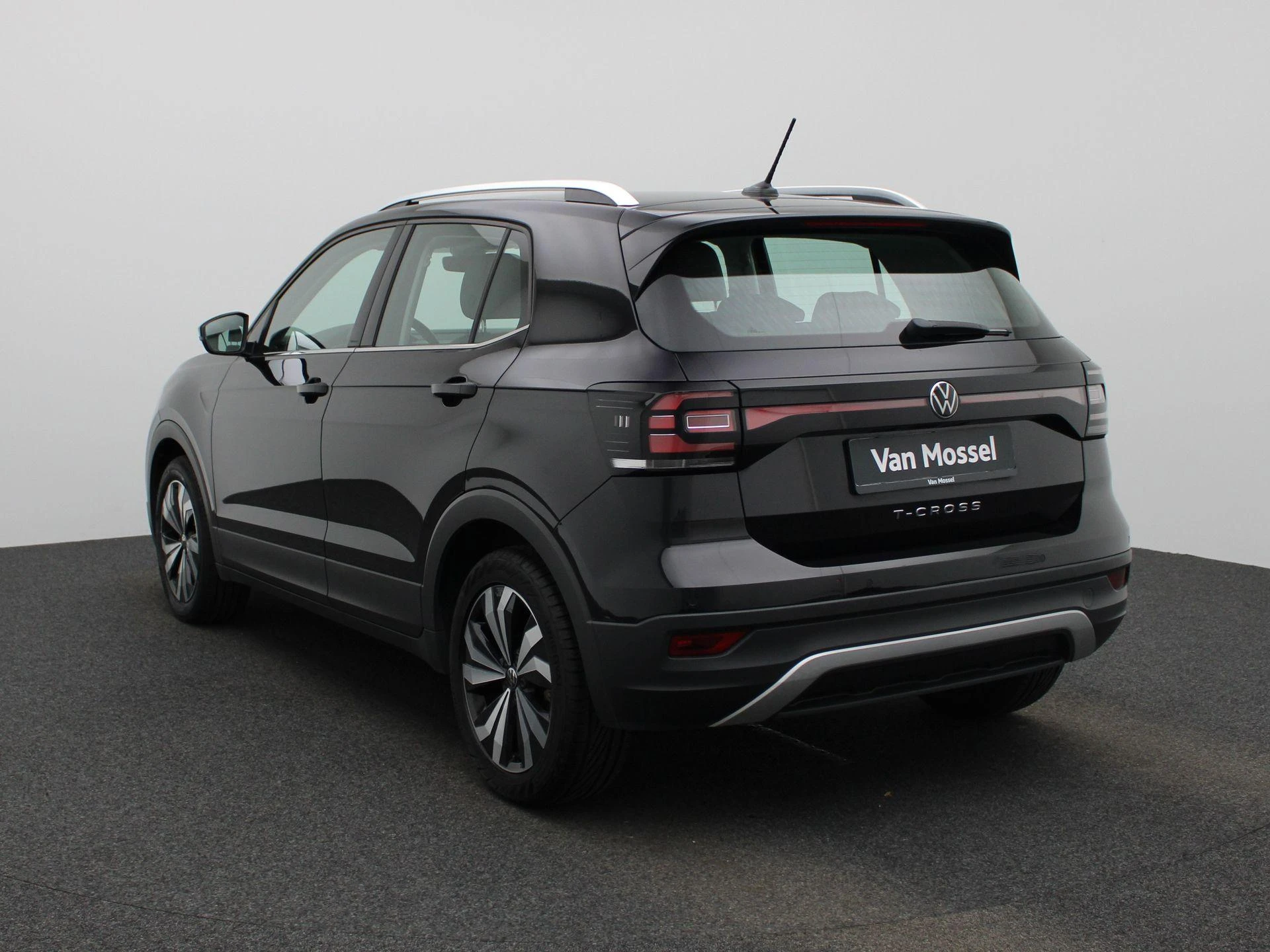 Volkswagen T-Cross met kenteken KZV-56-X – autofoto 3