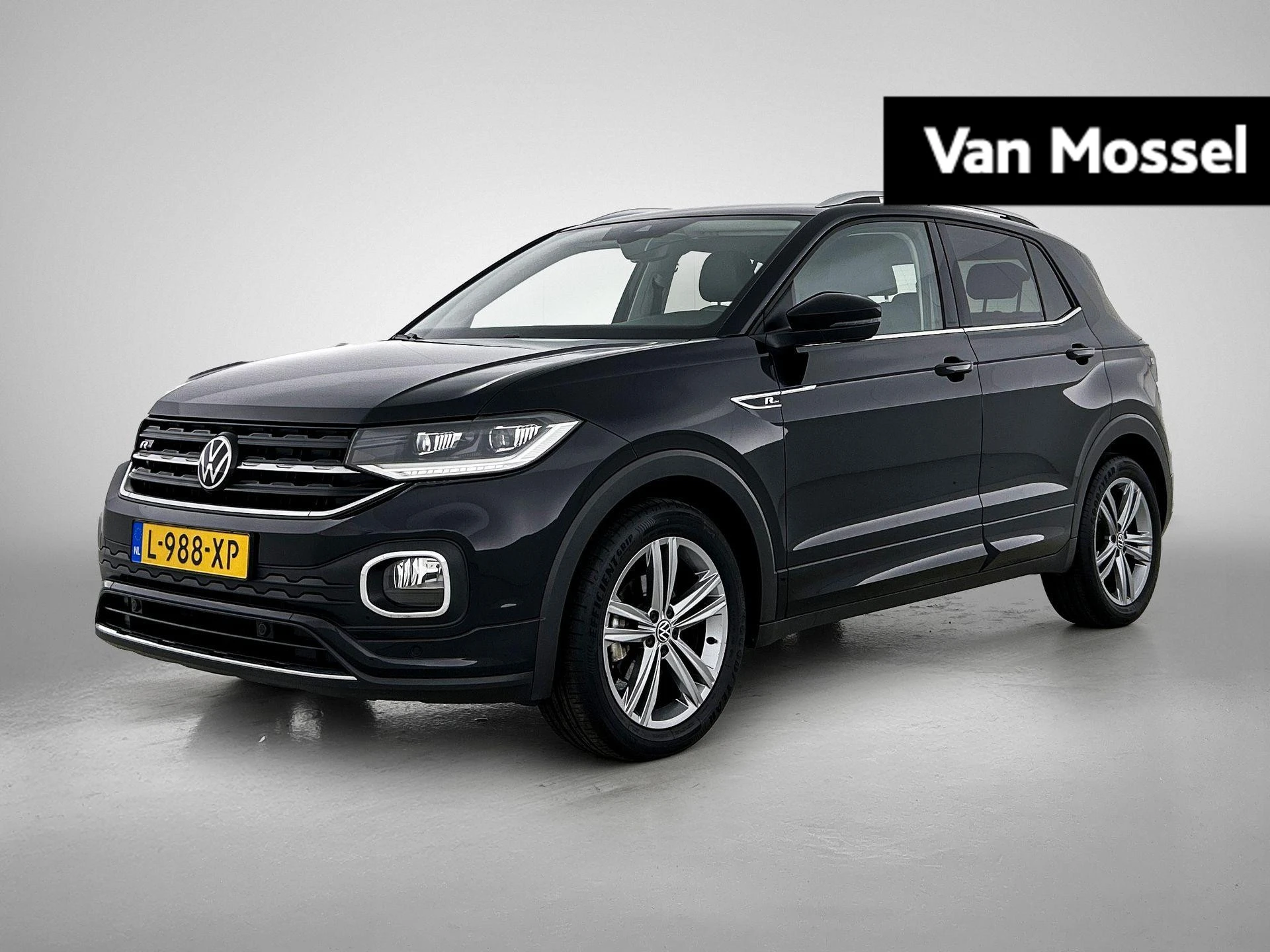 Volkswagen T-Cross met kenteken L-988-XP – autofoto 2