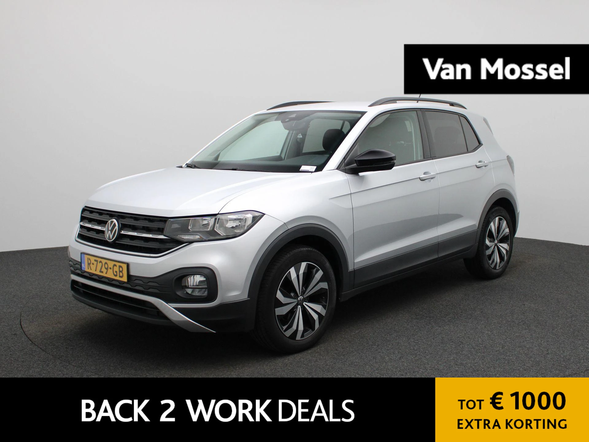 Volkswagen T-Cross met kenteken R-729-GB – autofoto 2