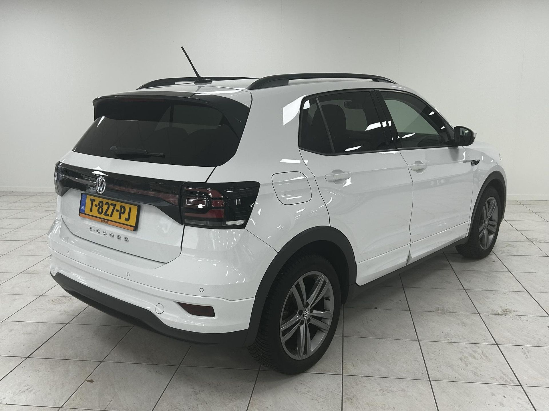 Volkswagen T-Cross met kenteken T-827-PJ – autofoto 2
