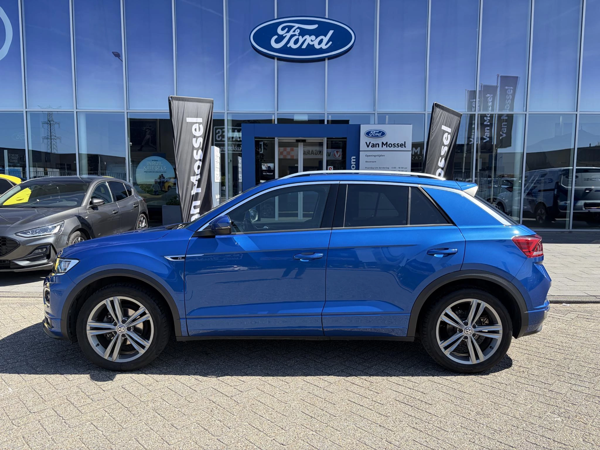 Volkswagen T-Roc met kenteken 65100 – autofoto 3