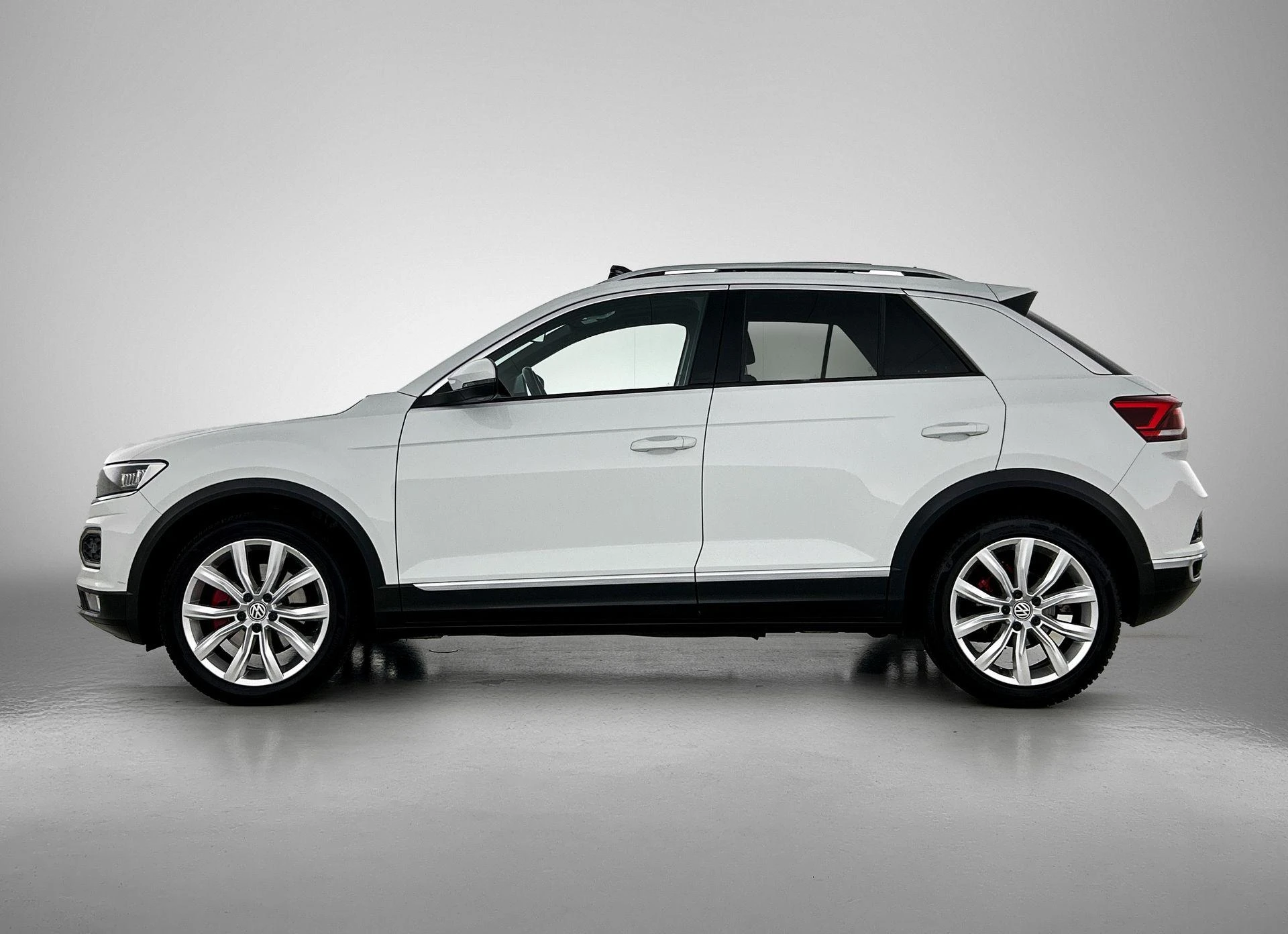 Volkswagen T-Roc met kenteken 67100 – autofoto 4