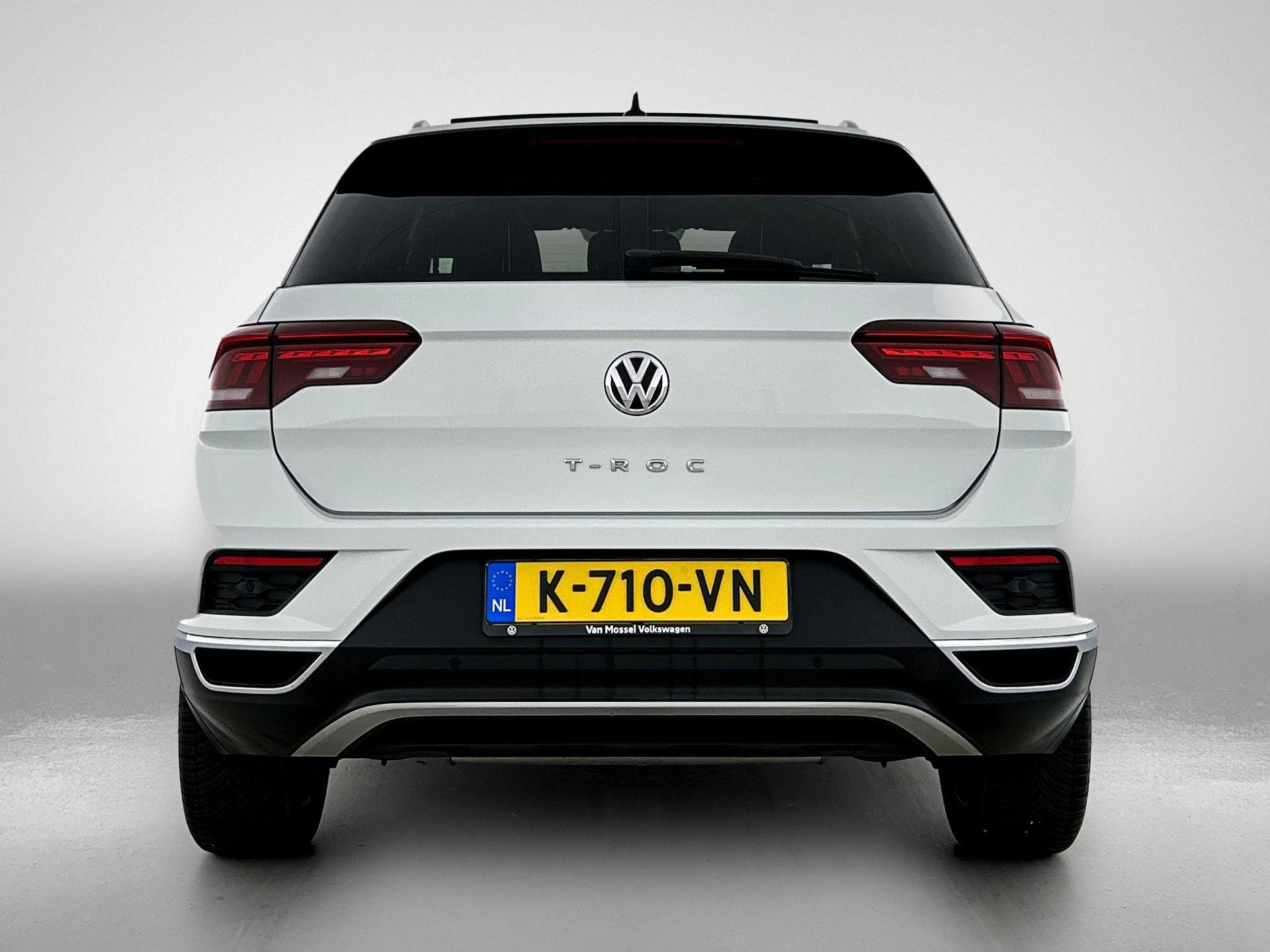 Volkswagen T-Roc met kenteken 67100 – autofoto 5