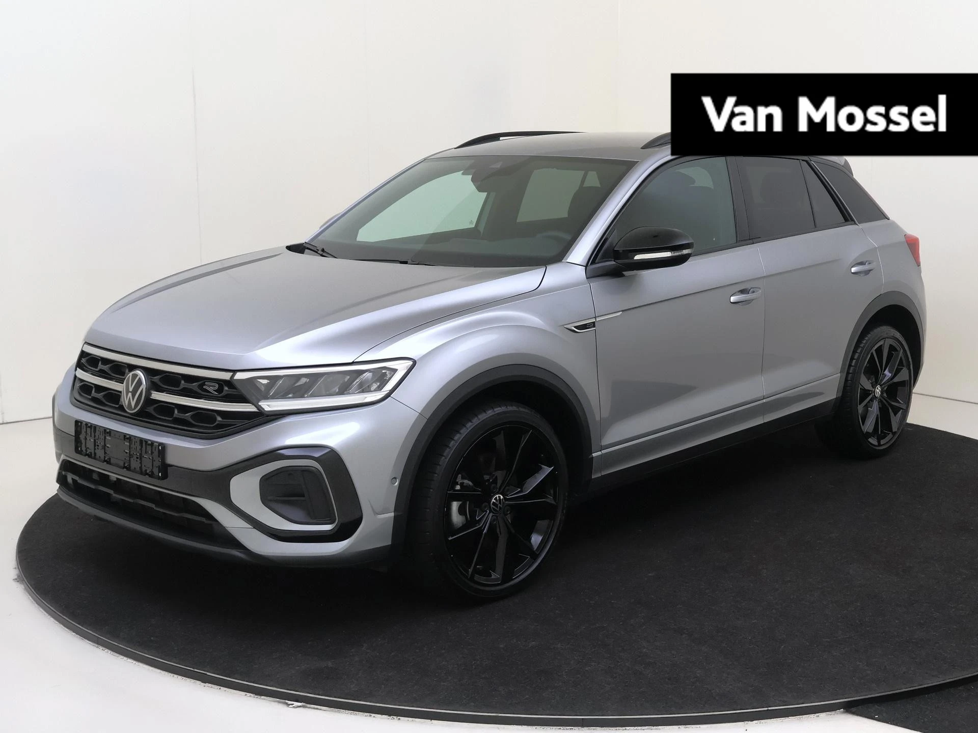 Volkswagen T-Roc – autofoto 2