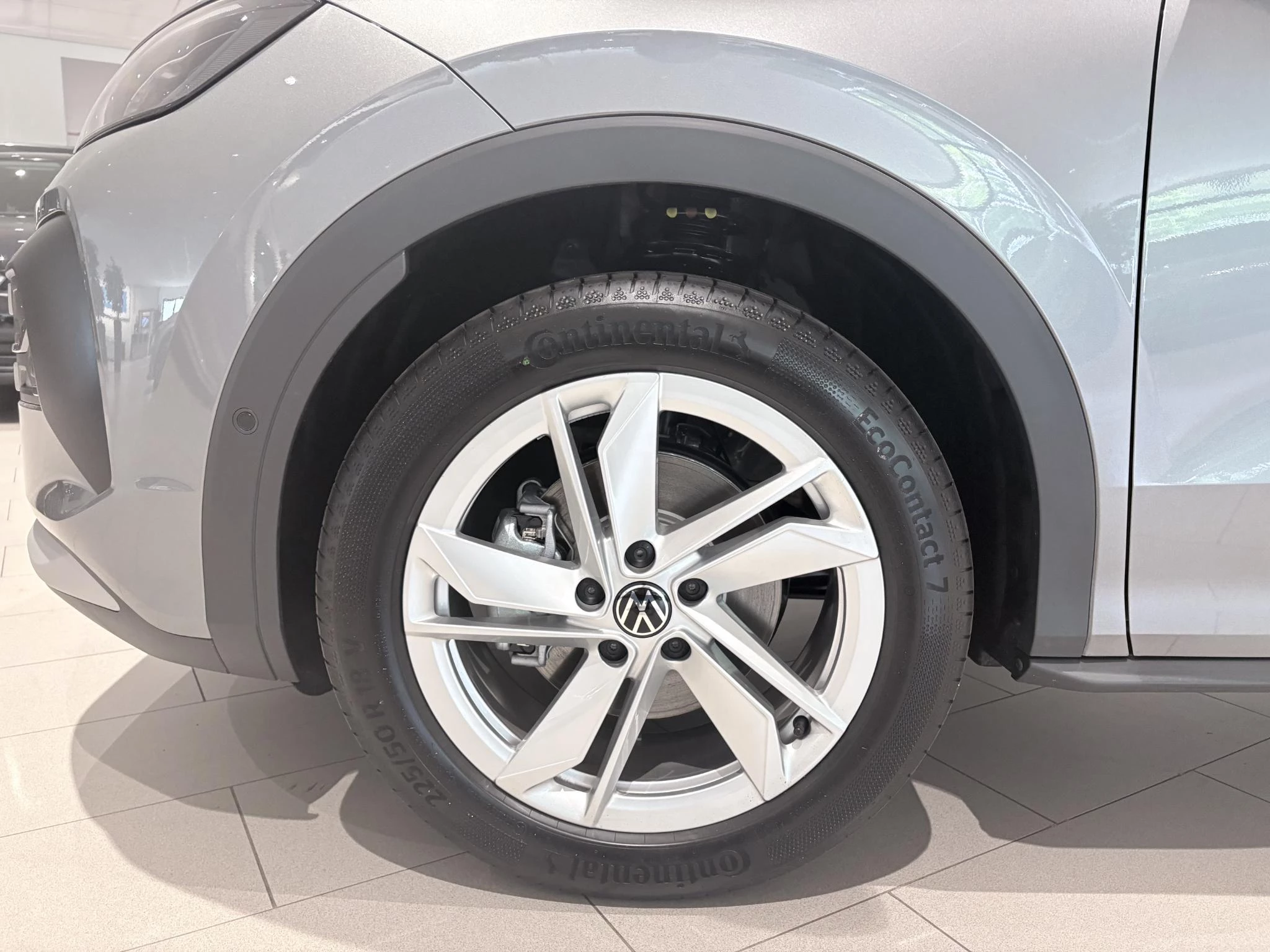 Volkswagen T-Roc – autofoto 4