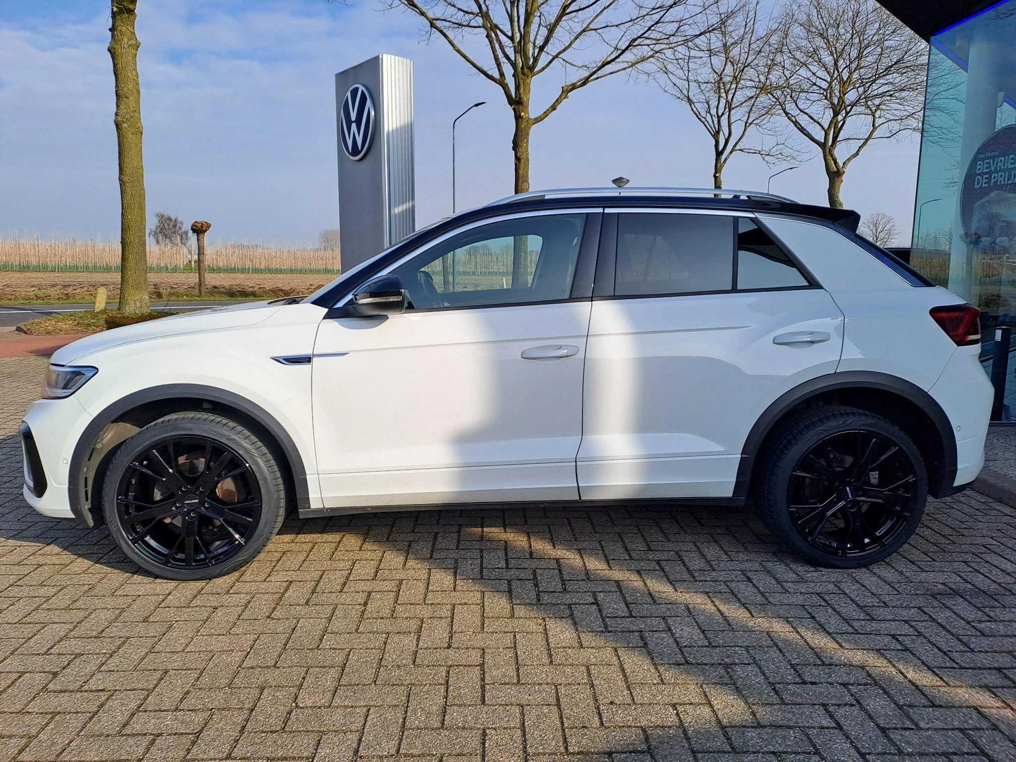 Volkswagen T-Roc – autofoto 4